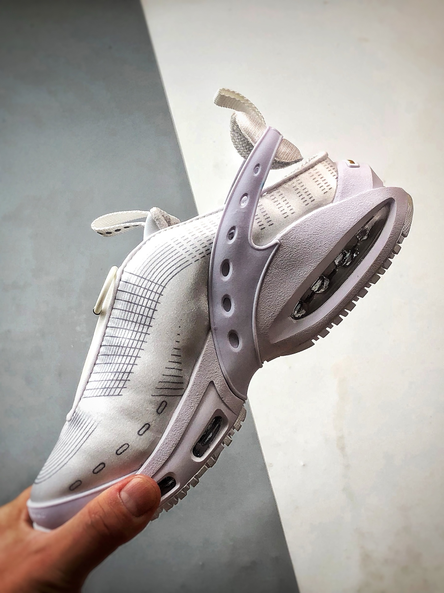 NK Air Max Craze 白色 全掌气垫休闲透气跑步鞋