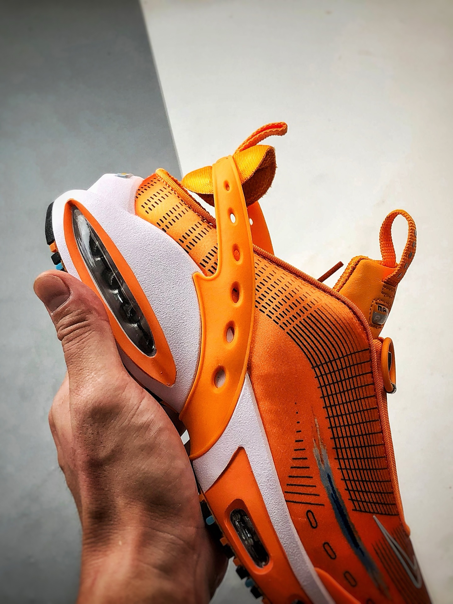 NK Air Max Craze 橙色 全掌气垫休闲透气跑步鞋
