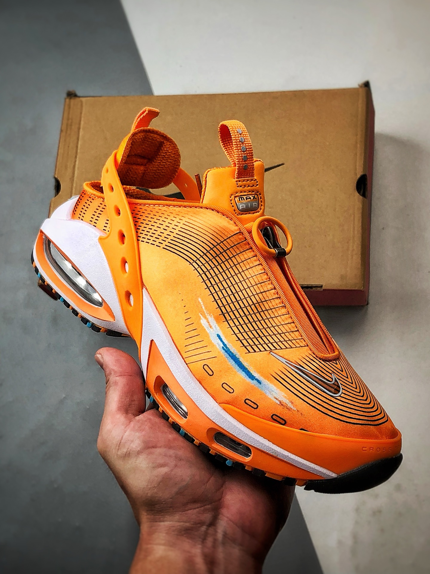NK Air Max Craze 橙色 全掌气垫休闲透气跑步鞋