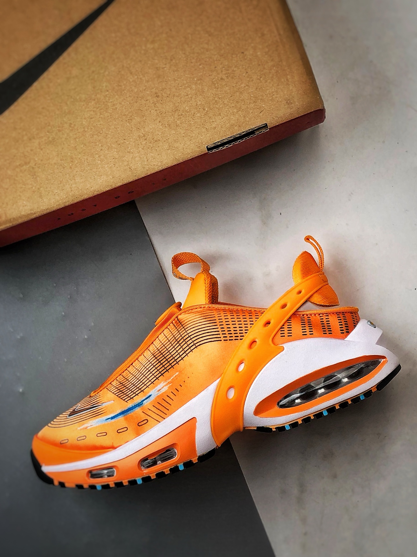 NK Air Max Craze 橙色 全掌气垫休闲透气跑步鞋