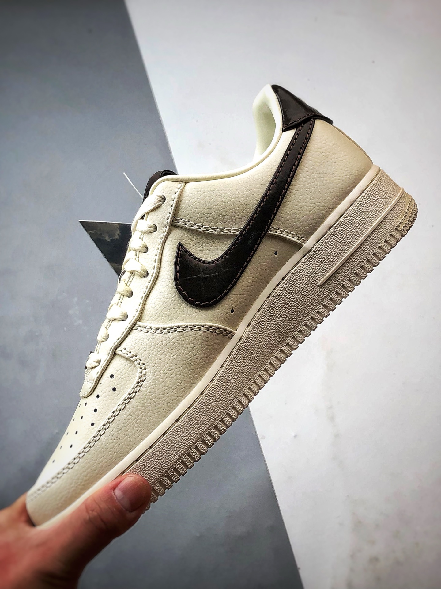 200 Air Force 1 '07 Low 奶白棕  IH7332-001
