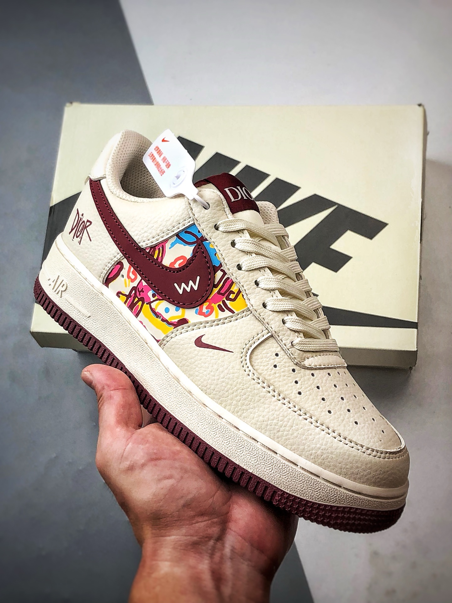 Dior x Air Force 1 Low 涂鸦米白酒红 HJ3318-002