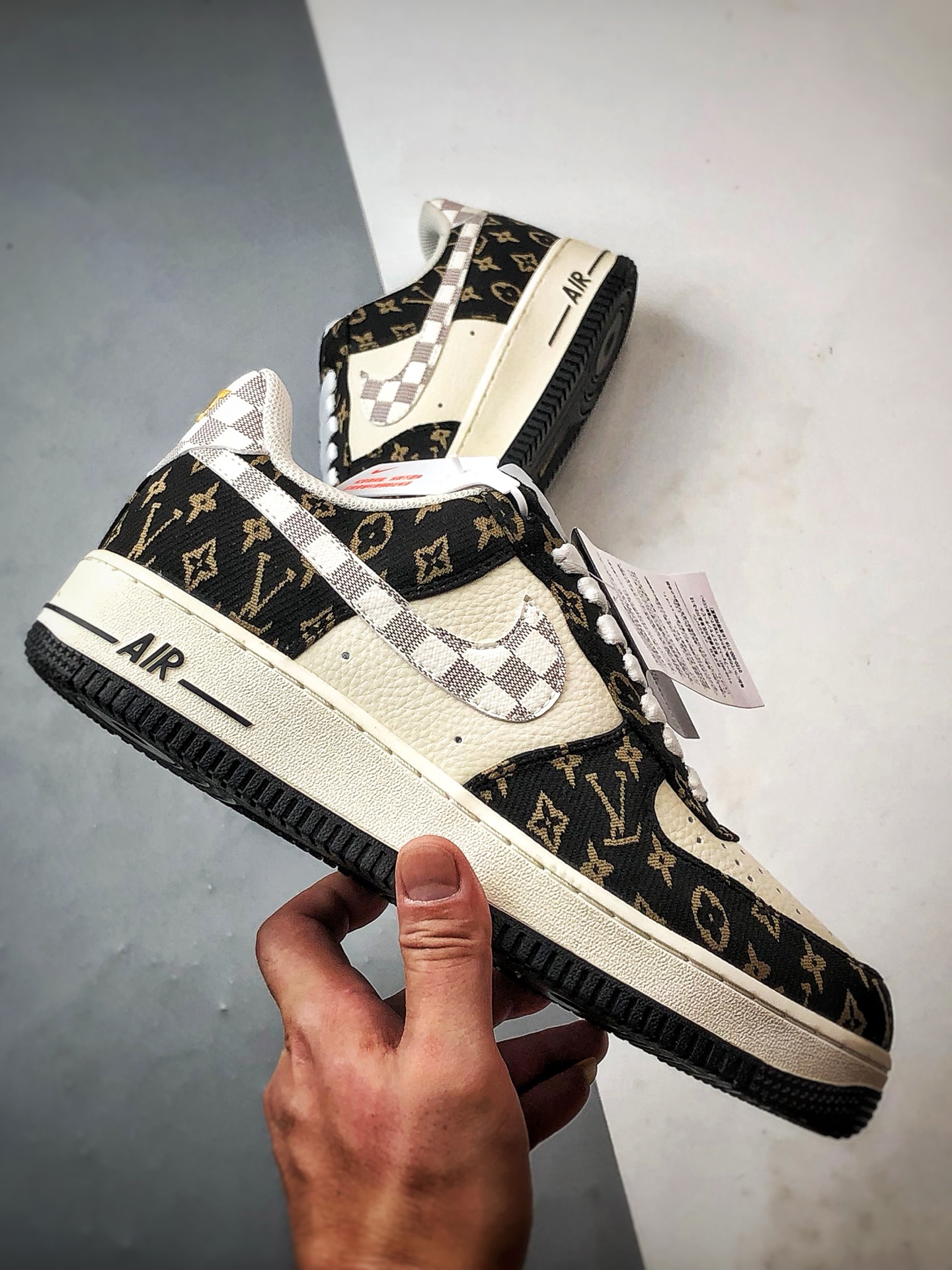 LV x Air Force 1 Low 黑金织布 BZ6880-104