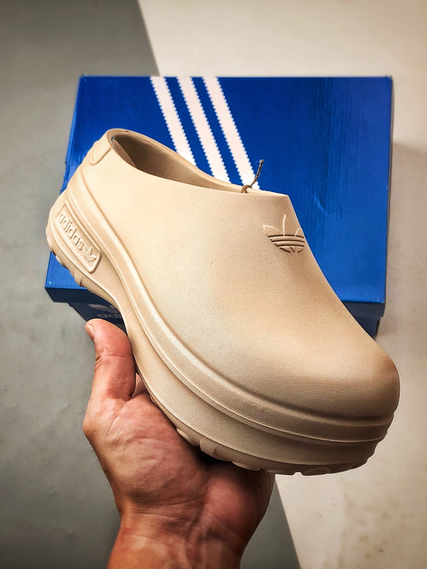 AD Originals AdiFOM Stan Smith Mule 沙褐色 防滑耐磨轻便运动凉鞋穆勒厨师鞋