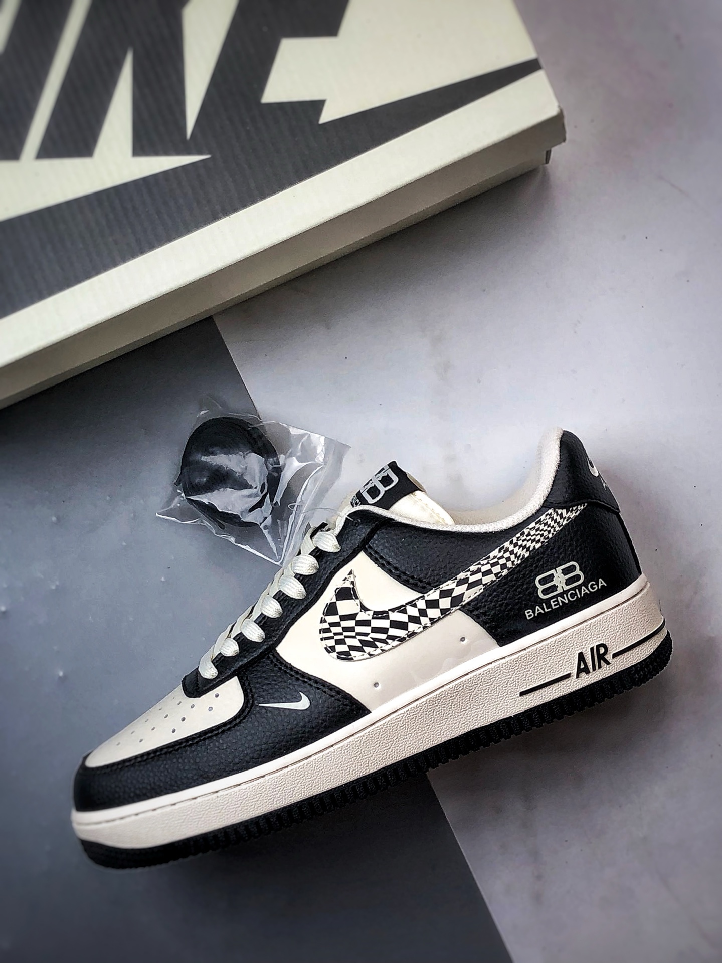 280 Blcg x Air Force 1 Low 白黑格子钩  HJ3318-003