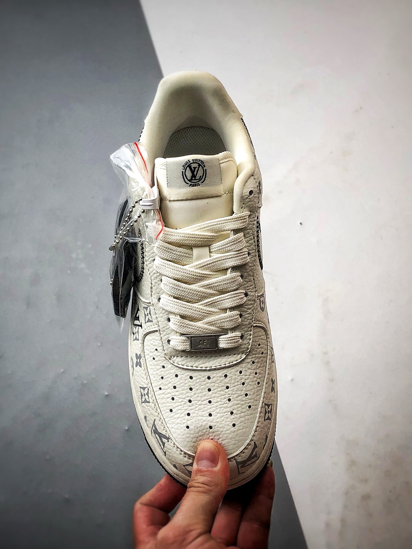 LV x Air Force 1 Low 印花米白缝线钩 SC0601-557