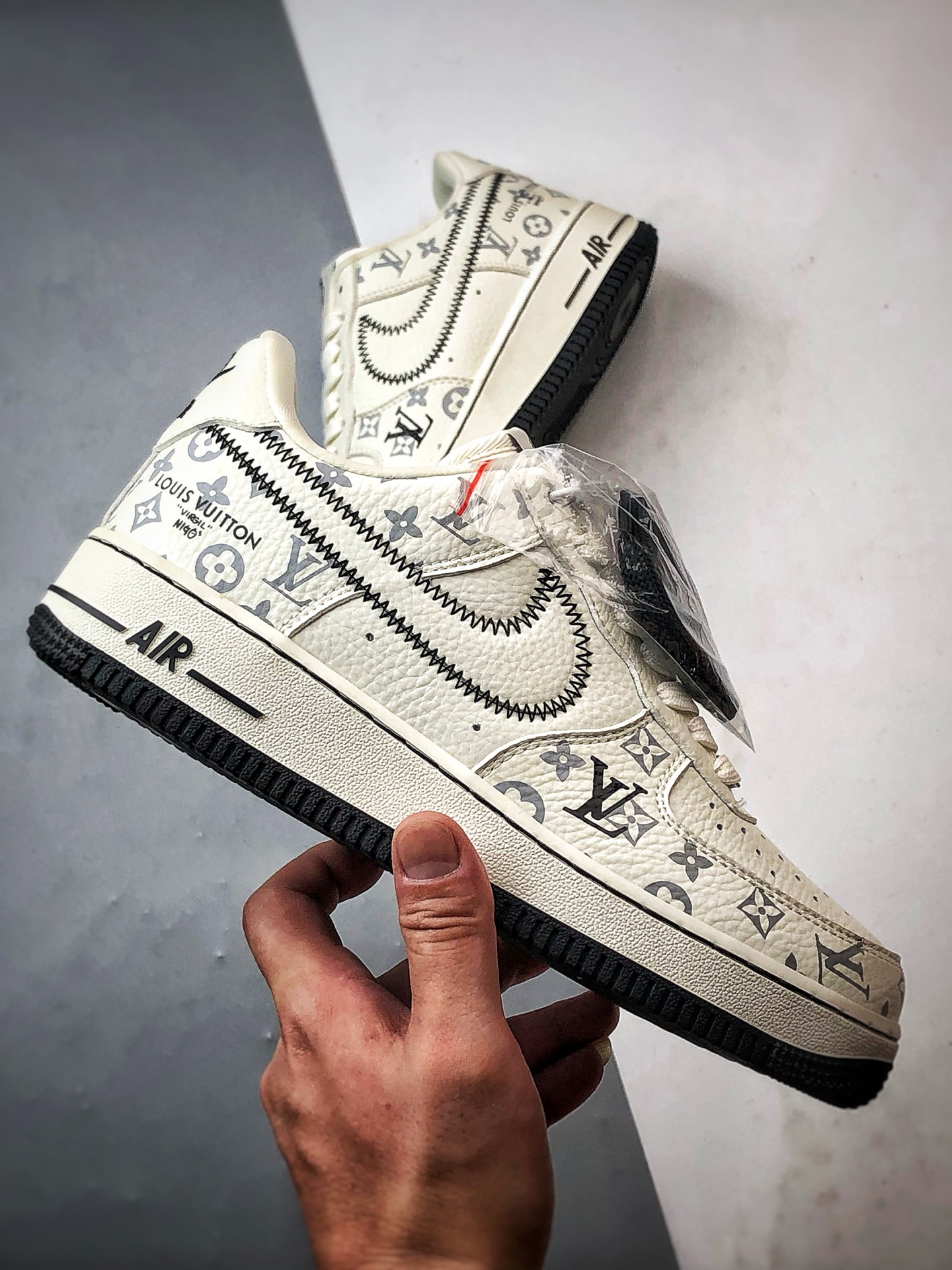 LV x Air Force 1 Low 印花米白缝线钩 SC0601-557