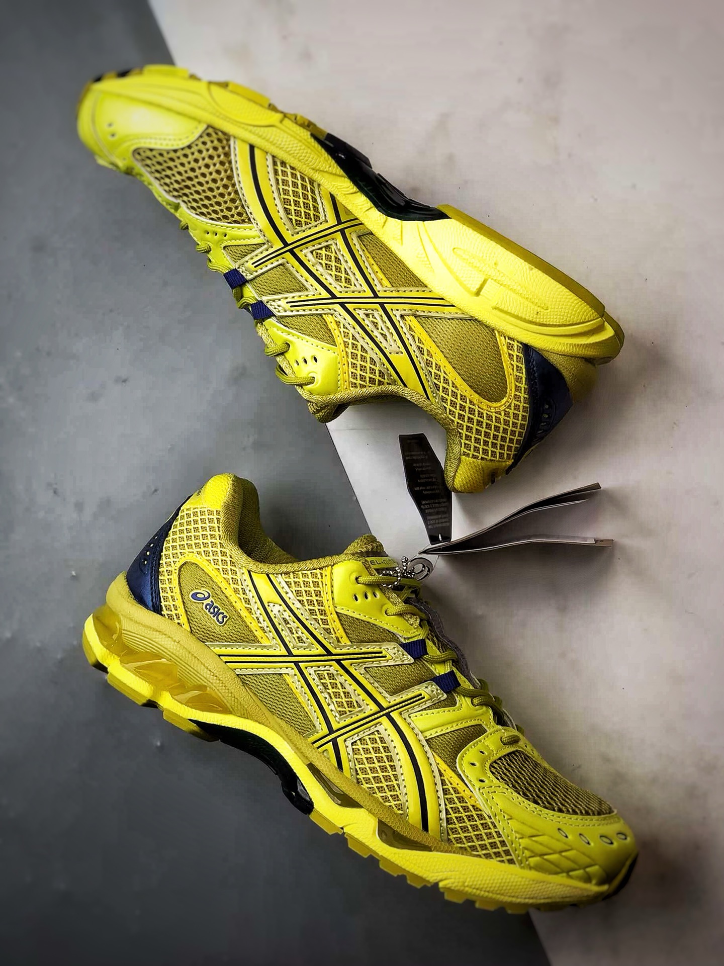 Asics Gel-Nimbus 10.1 柠檬黄 亚瑟士复古先锋潮流拼接休闲跑步鞋 1203A599-300