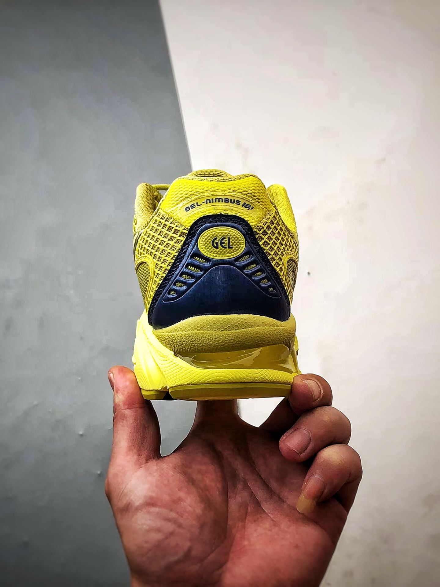 Asics Gel-Nimbus 10.1 柠檬黄 亚瑟士复古先锋潮流拼接休闲跑步鞋 1203A599-300