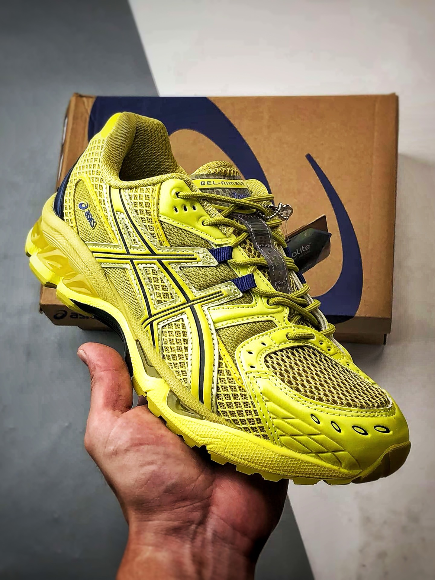 Asics Gel-Nimbus 10.1 柠檬黄 亚瑟士复古先锋潮流拼接休闲跑步鞋 1203A599-300