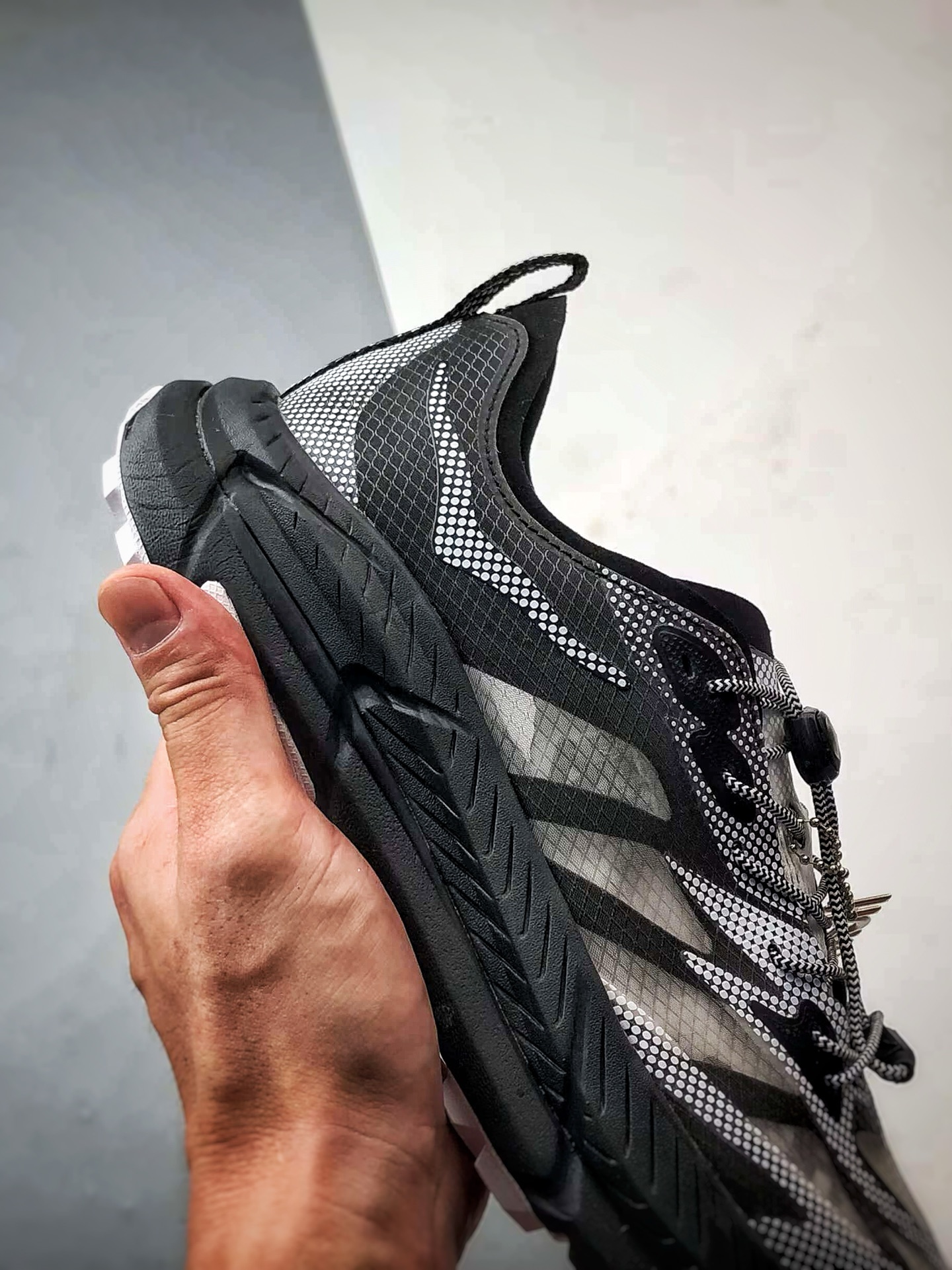 Hoka One One Mafate Speed 4 Lite 银黑 玛法特低帮轻量户外运动鞋 1168971-BWHT