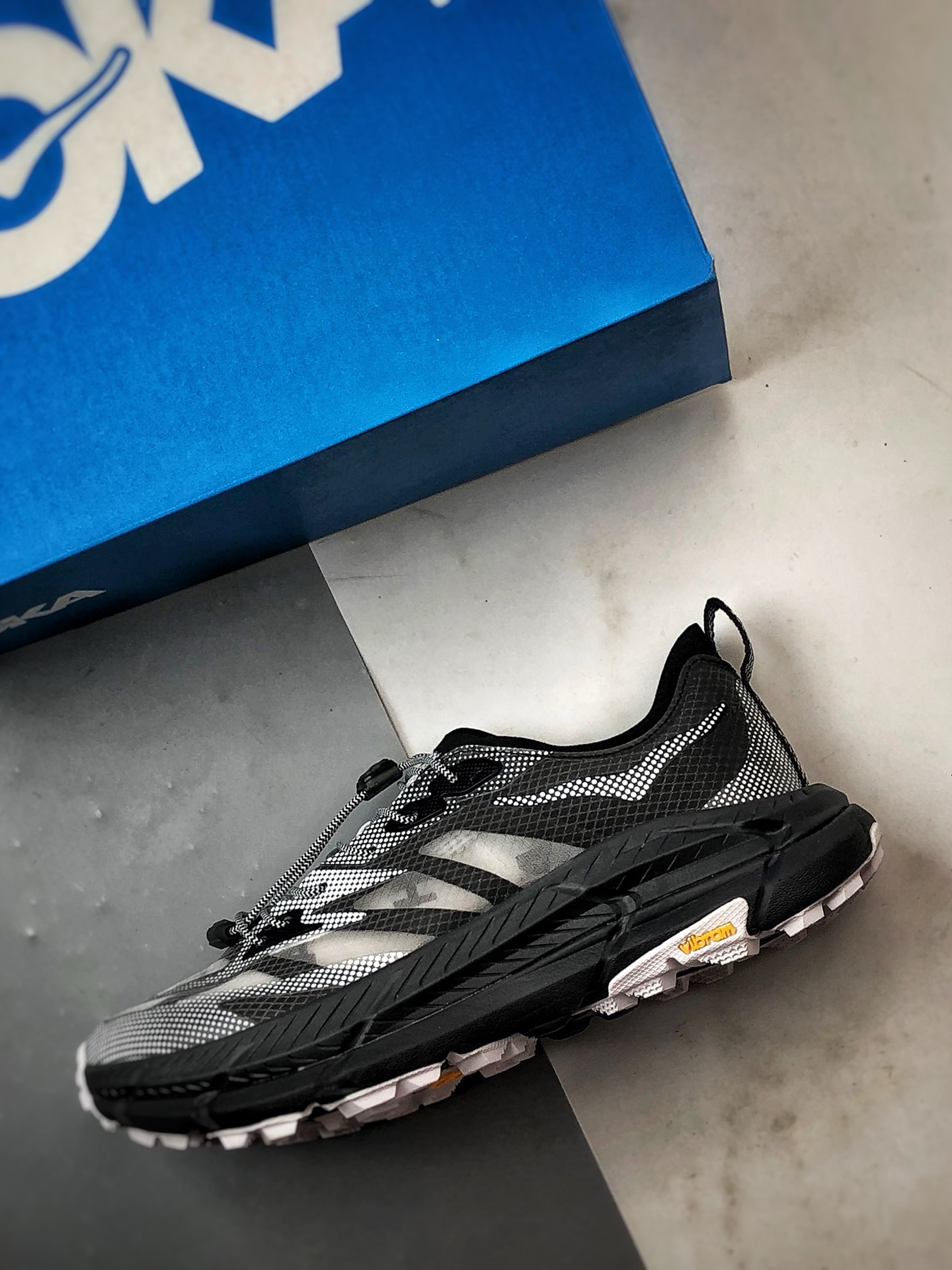 Hoka One One Mafate Speed 4 Lite 银黑 玛法特低帮轻量户外运动鞋 1168971-BWHT