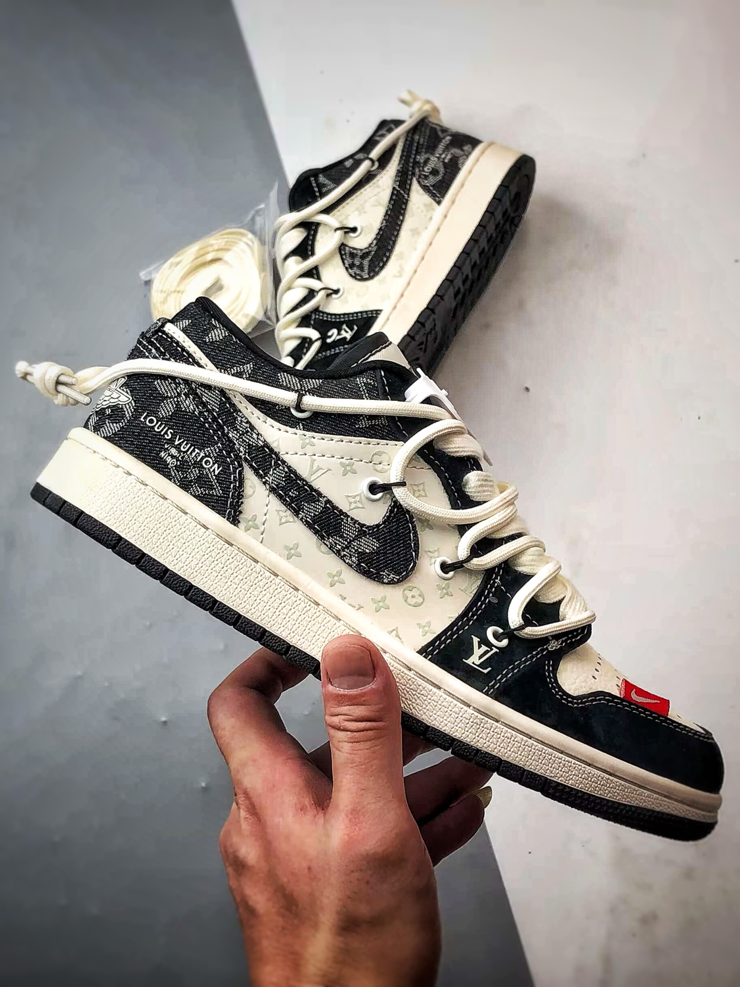 Air Jordan 1 Low ”高端定制” LV白黑牛仔拼接解构 YX5066-383
