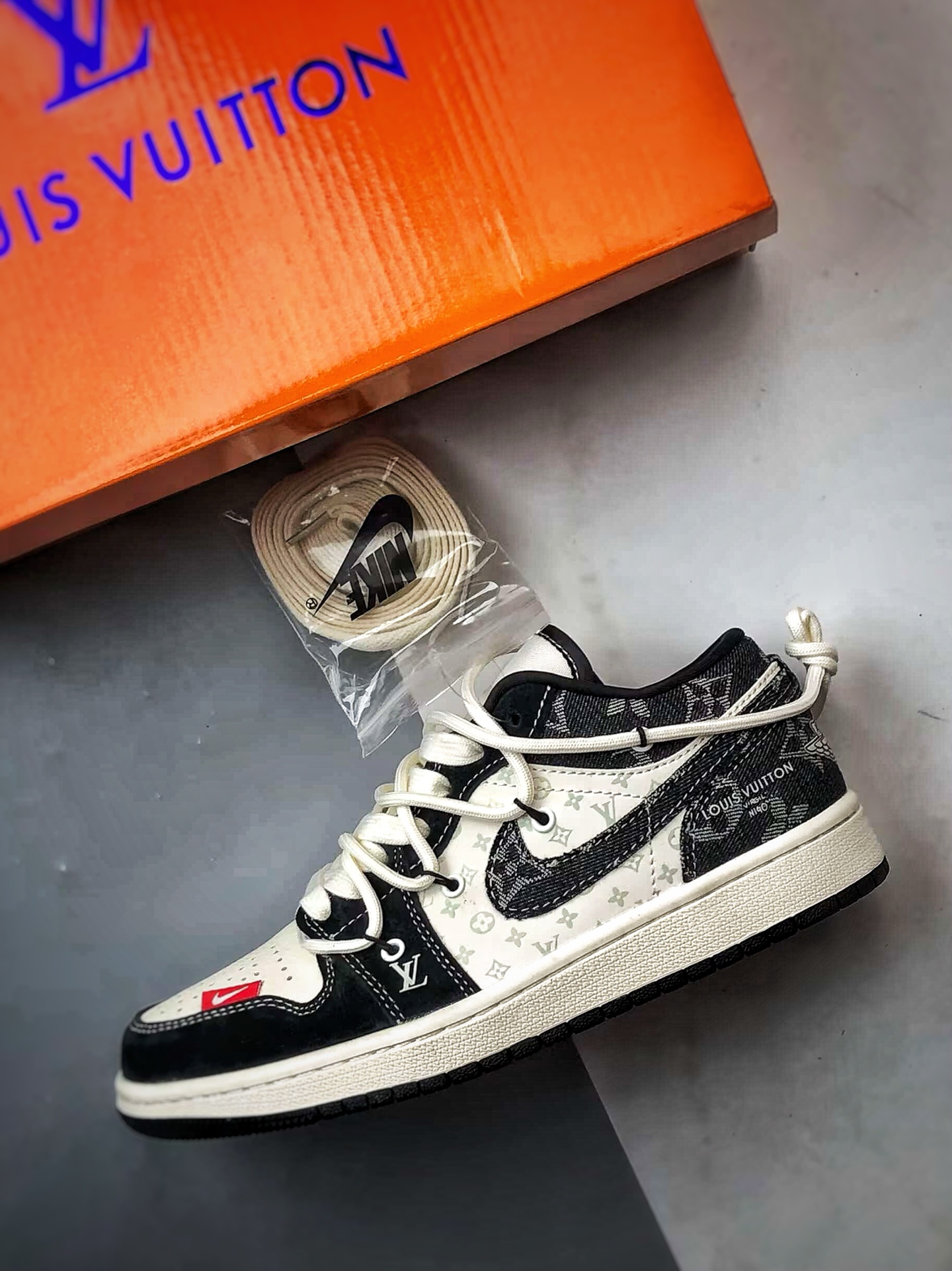 Air Jordan 1 Low ”高端定制” LV白黑牛仔拼接解构 YX5066-383