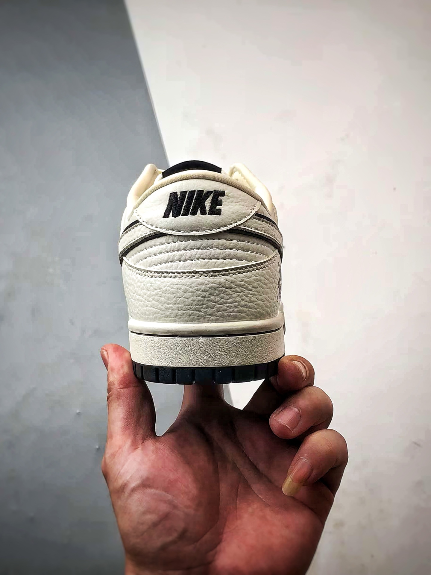 NK Dunk Low Retro ”DIY高端定制” LV拉布布白黑 低帮休闲运动板鞋 SC0601-455
