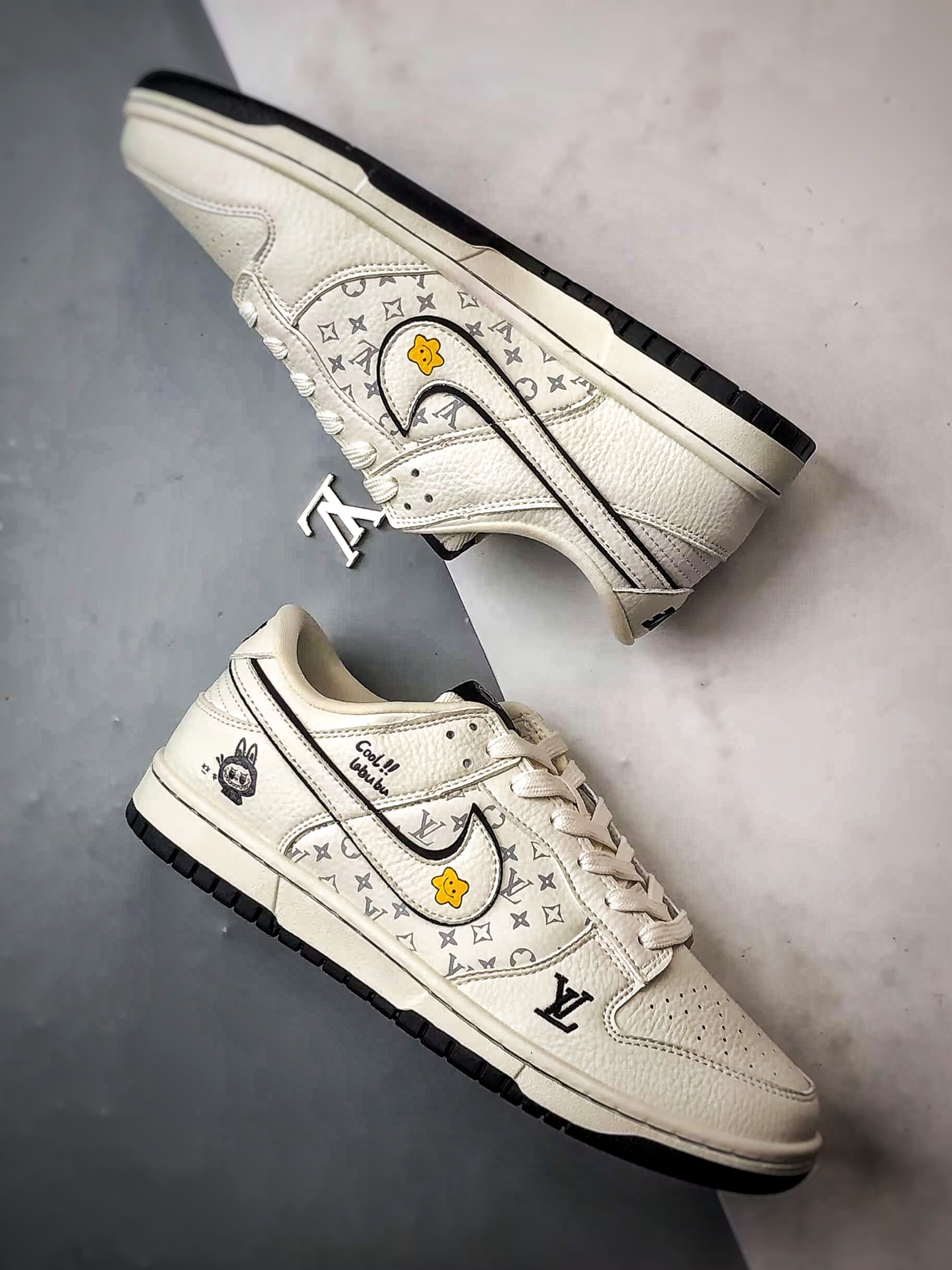 NK Dunk Low Retro ”DIY高端定制” LV拉布布白黑 低帮休闲运动板鞋 SC0601-455