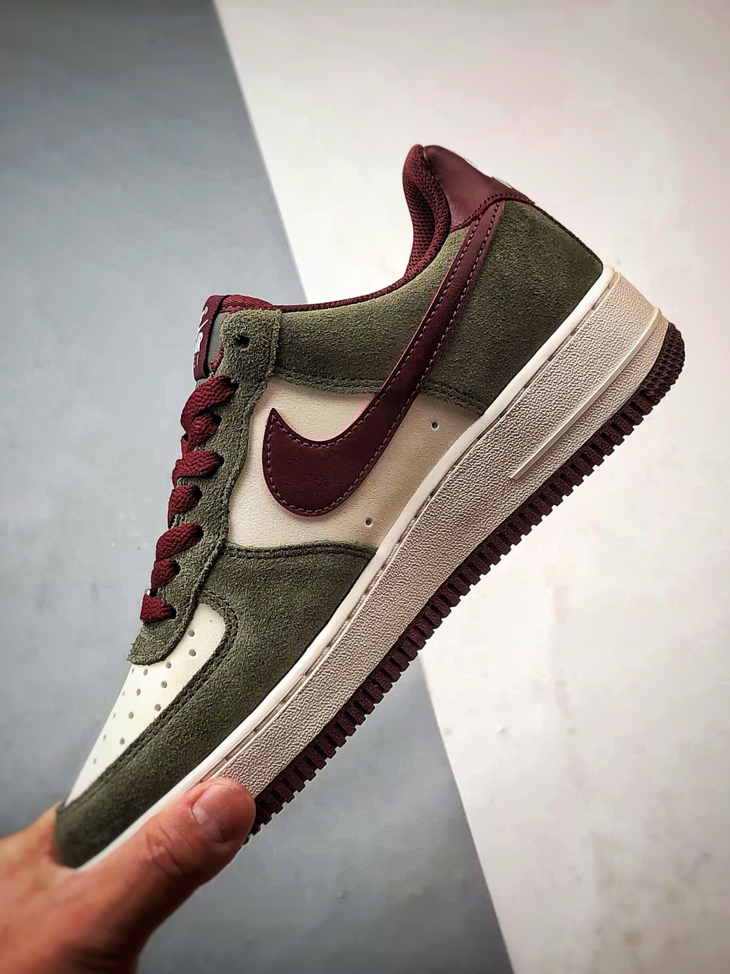 Air Force 1 '07 Low 白绿红 FQ8714-302