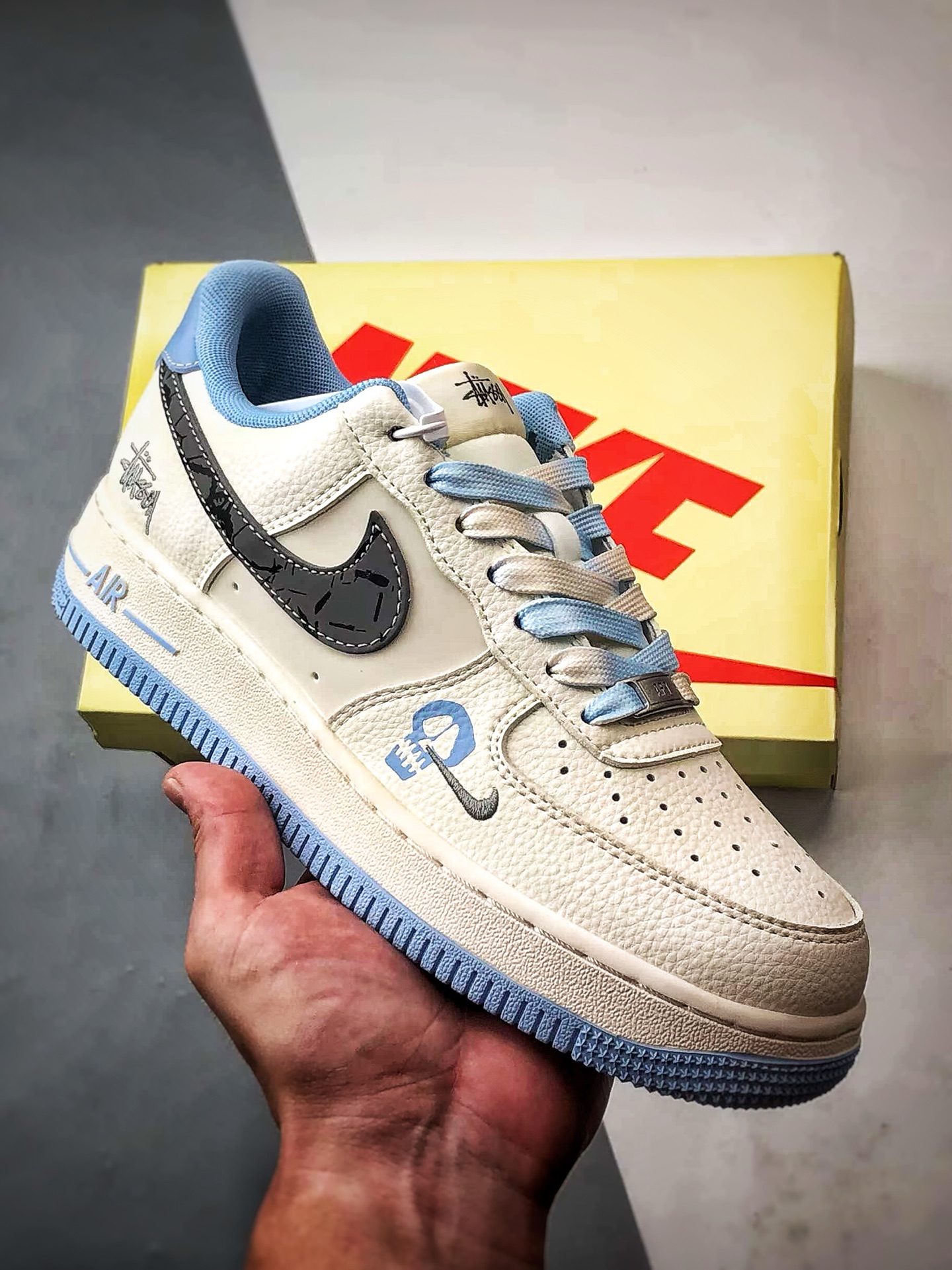Stussy x Air Force 1 Low 米白蓝灰钩 QW5606-269