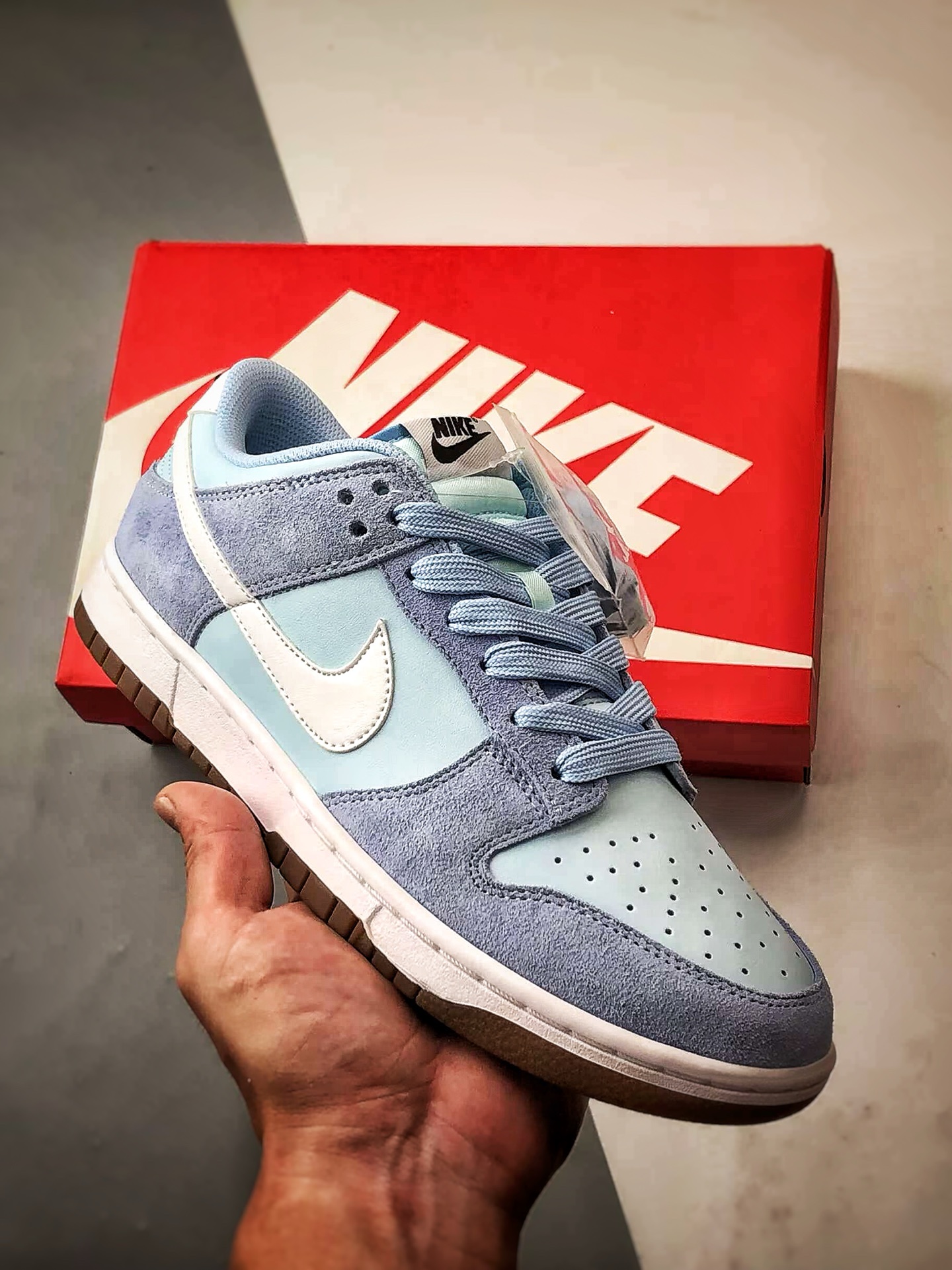 210 性价比触顶 同价区间无对手 NK Dunk Low Retro SE 清爽蓝 低帮复古休闲运动滑板鞋  IB6399-400