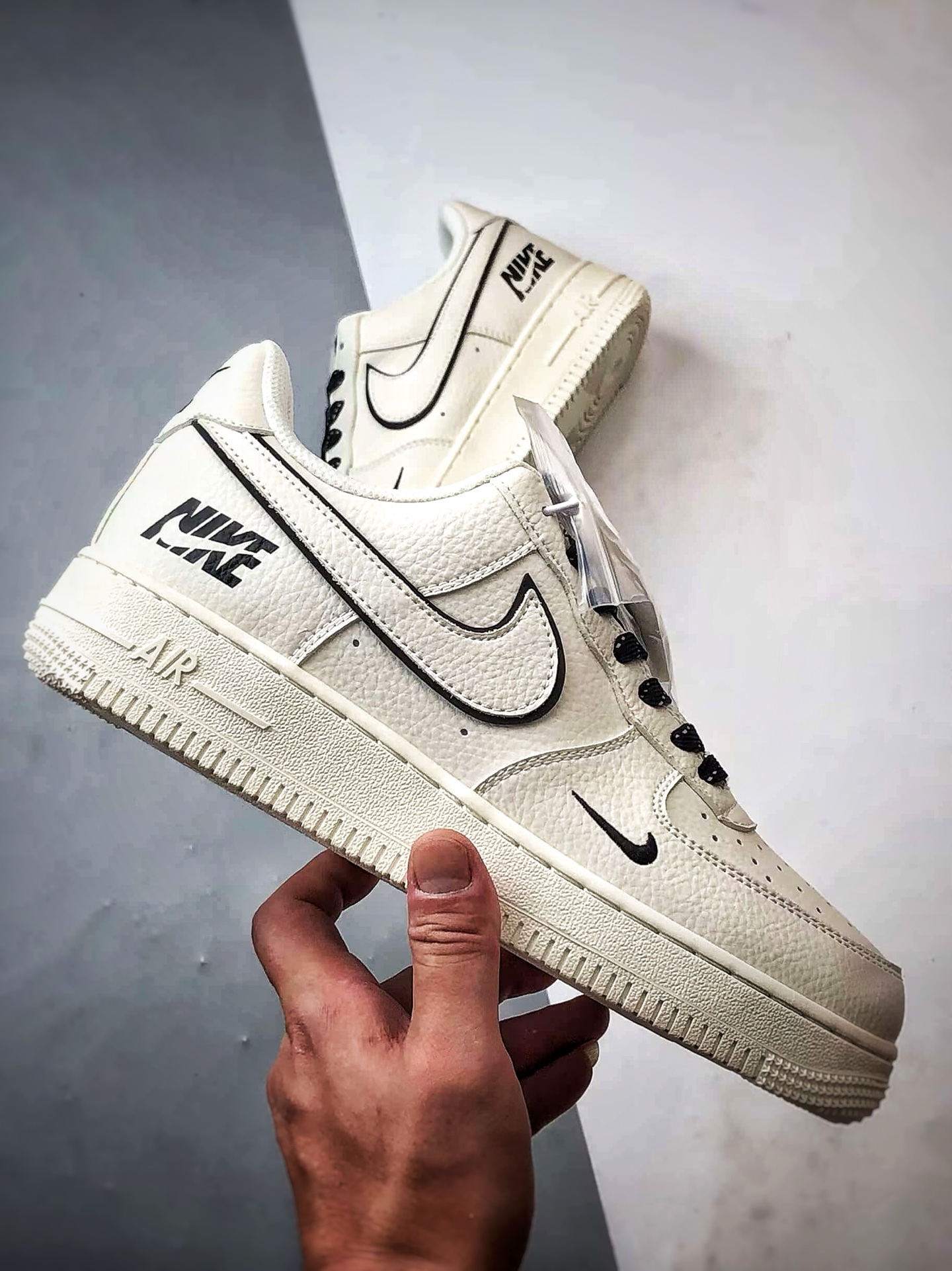 Air Force 1 '07 Low 白黑小钩 CS5288-031