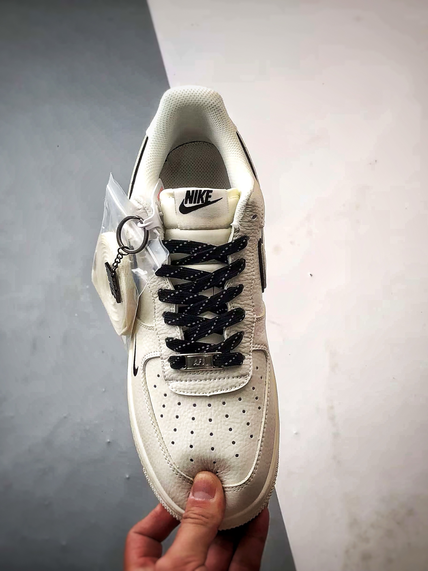 Air Force 1 '07 Low 白黑小钩 CS5288-031