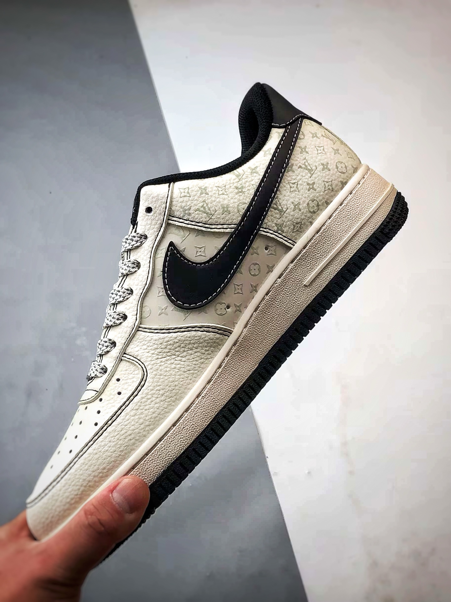 LV x Air Force 1 Low 印花米白黑 拉帮完美 CX5050-Y09