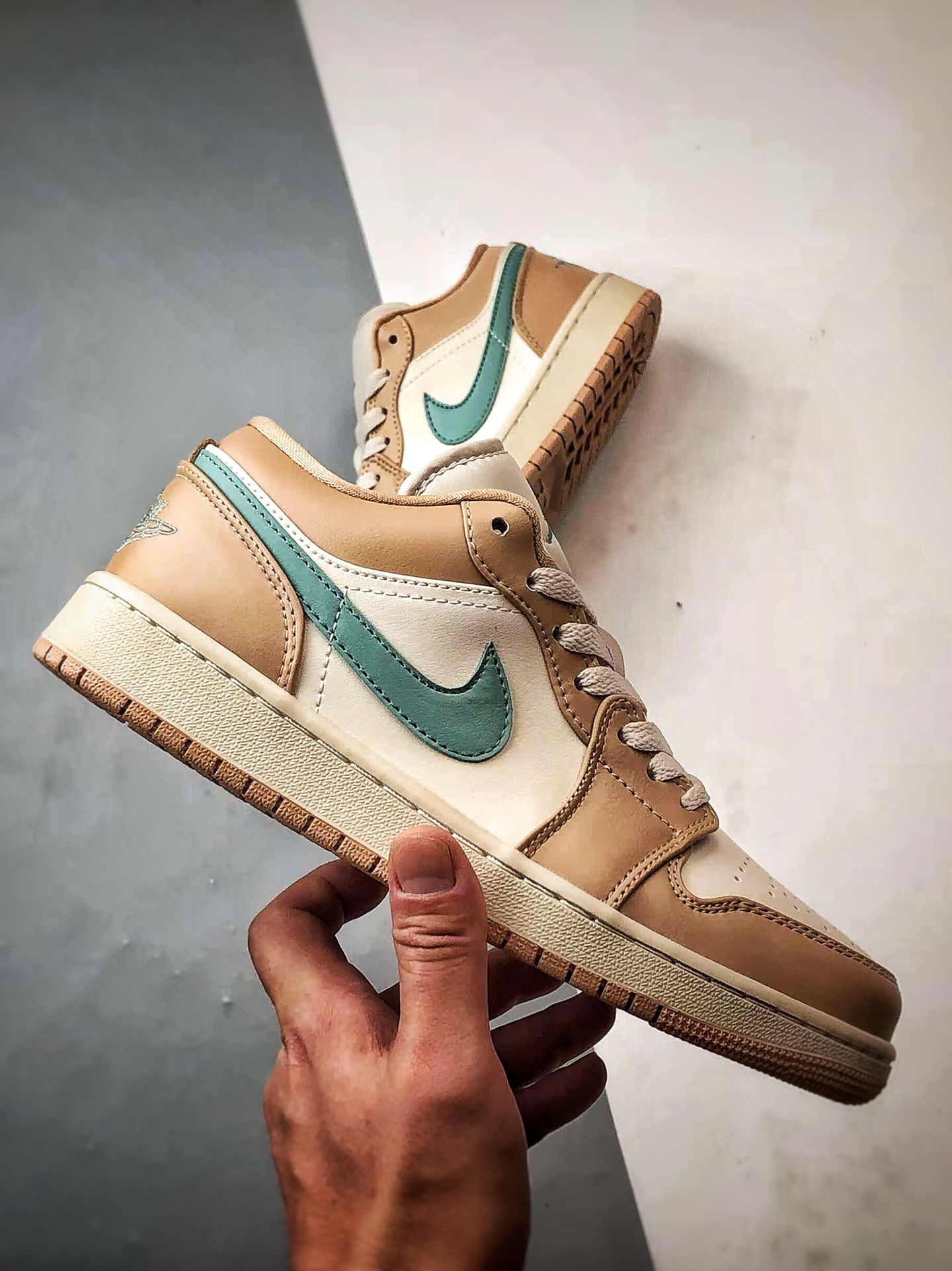 Air Jordan 1 Low 浅棕绿 DC0774-130