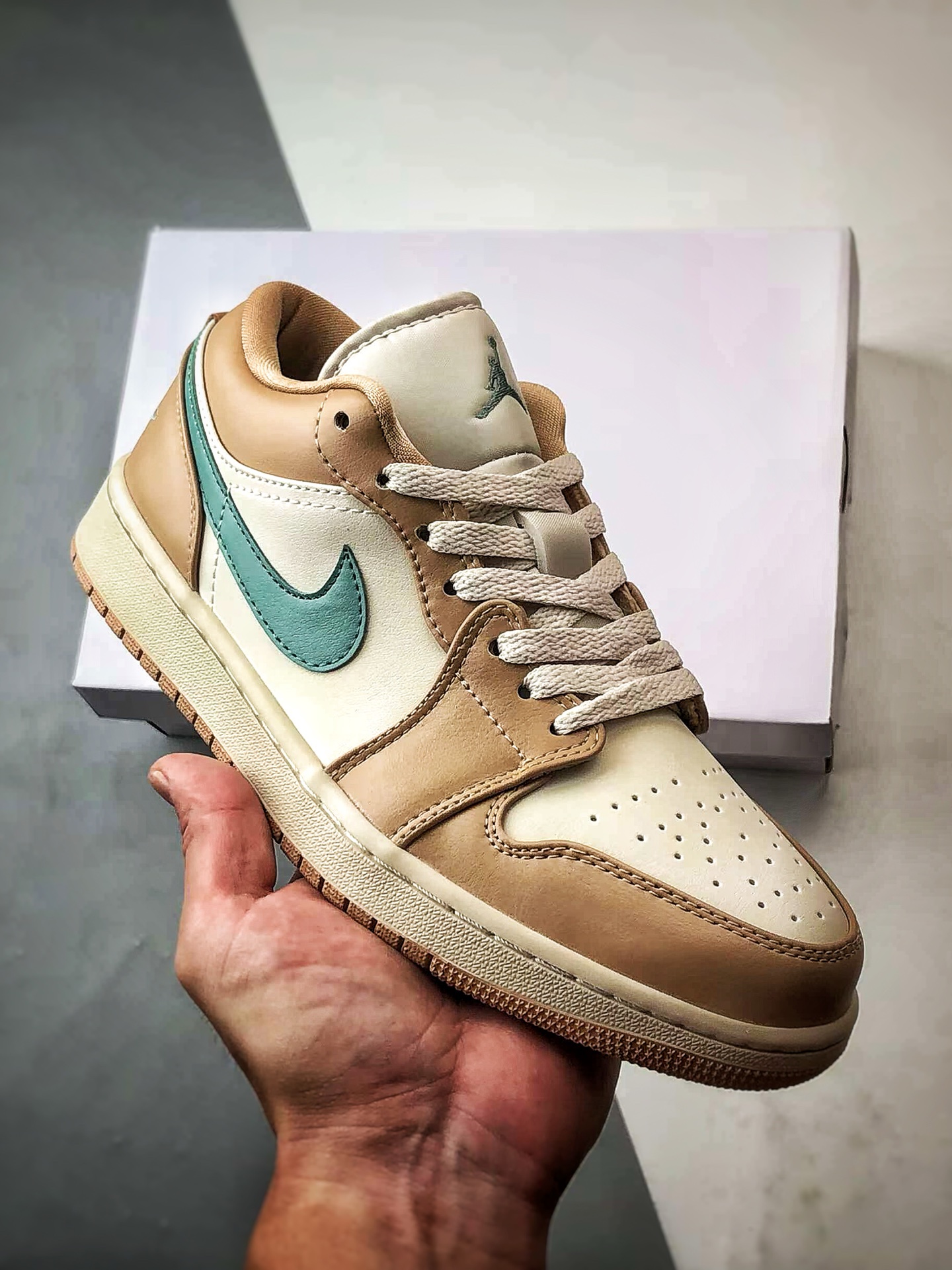 Air Jordan 1 Low 浅棕绿 DC0774-130