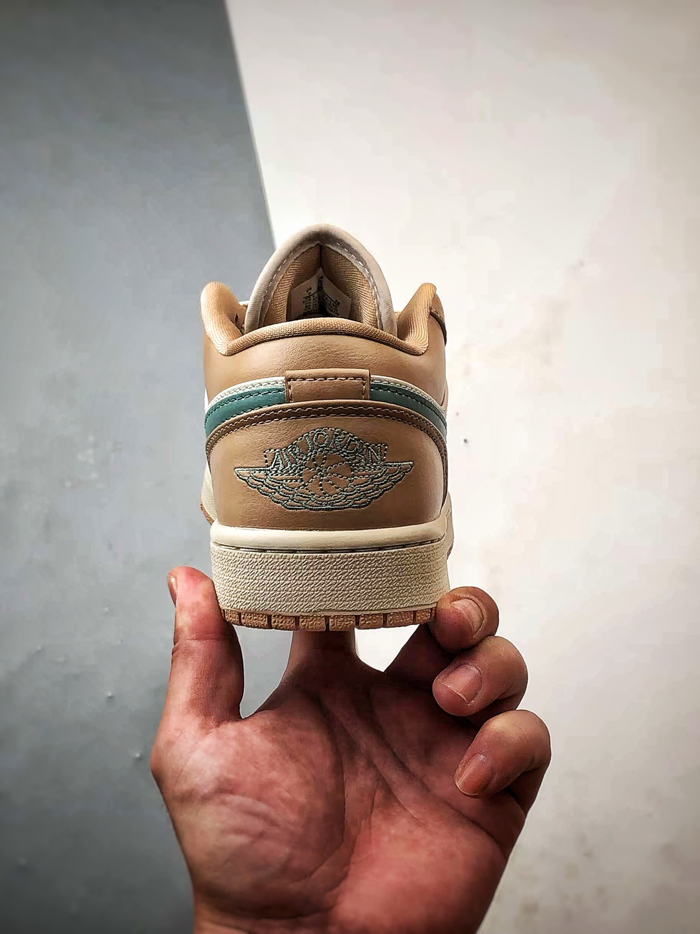 Air Jordan 1 Low 浅棕绿 DC0774-130