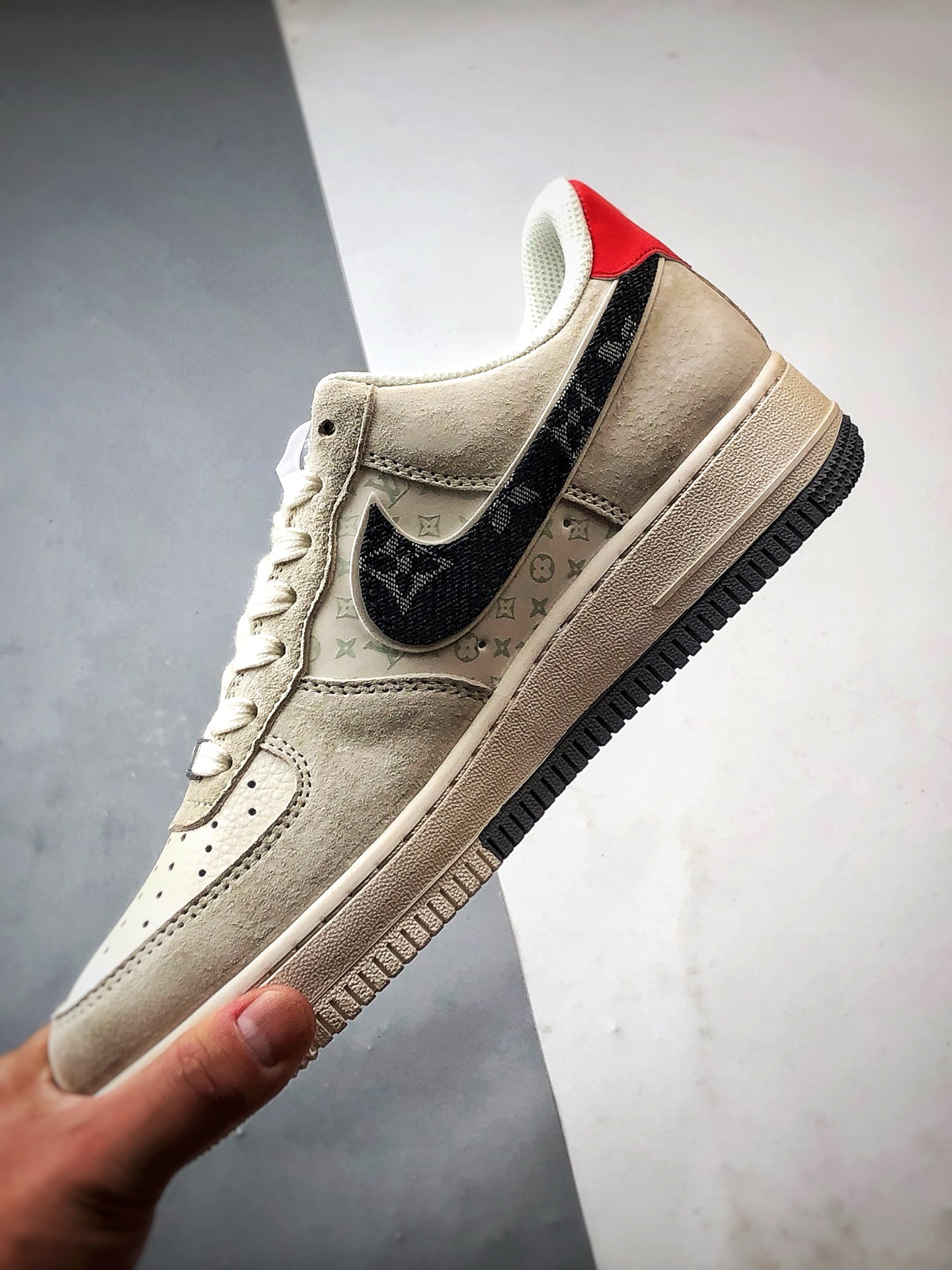 LV x Air Force 1 Low 灰白黑牛仔钩 MZ9588-806