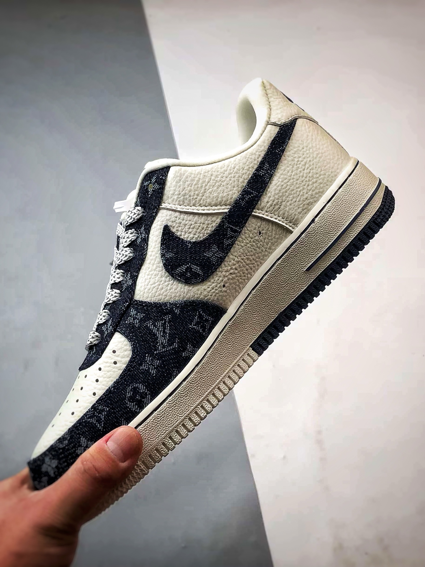 LV x Air Force 1 Low 白黑牛仔 SC0601-553