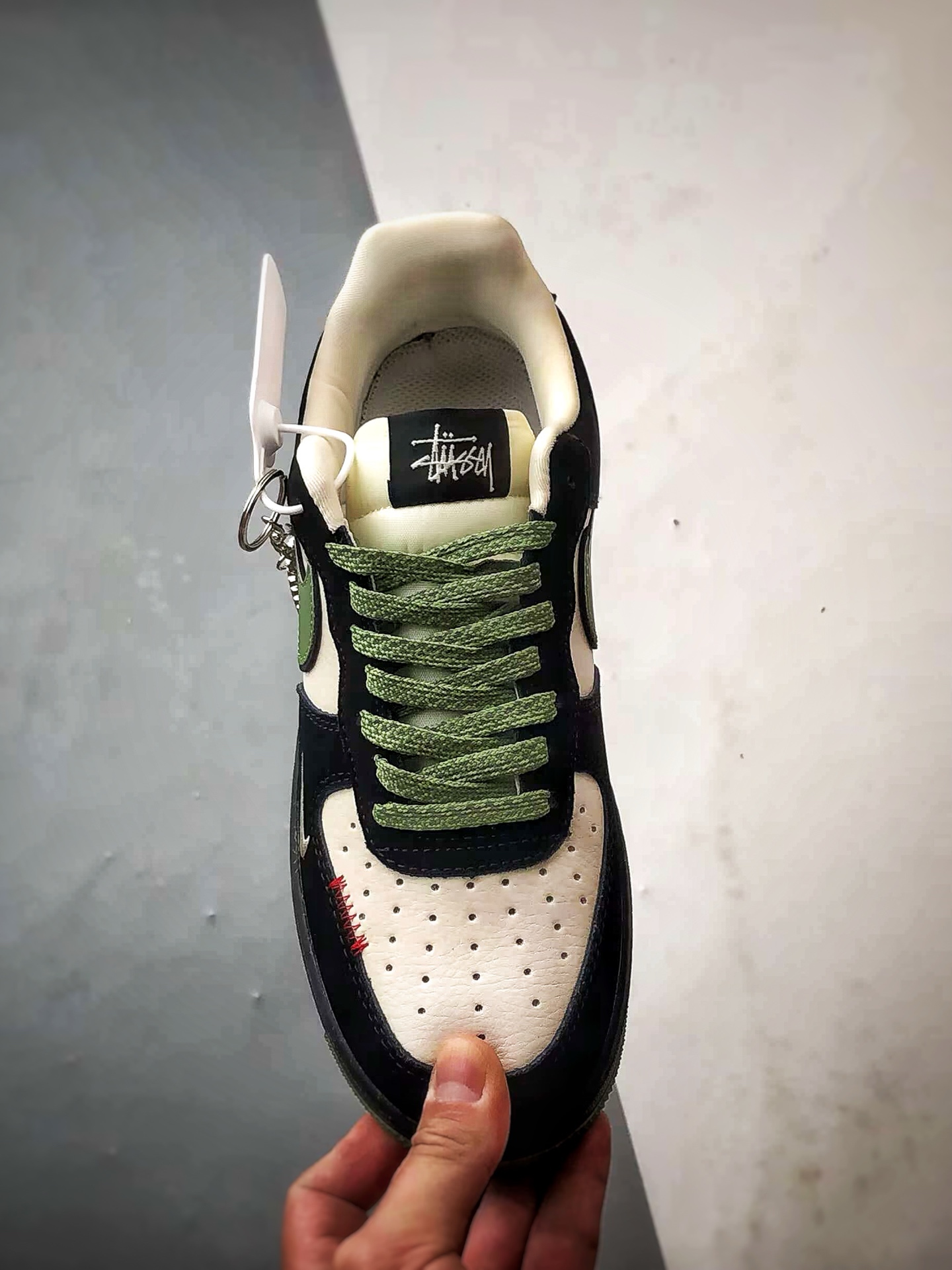 Stussy x Air Force 1 Low 黑绿反光钩 KJ1688-014