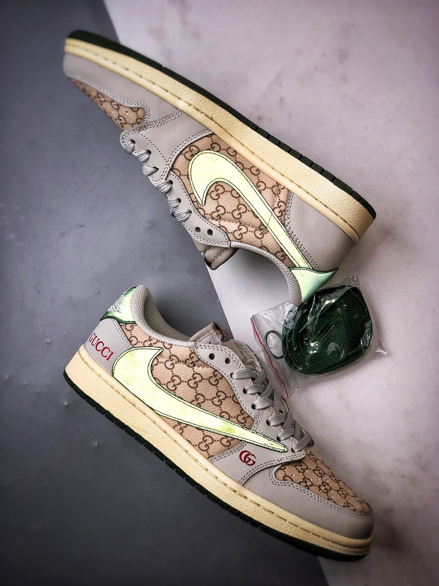 Air Jordan 1 Low ”高端定制” 古驰老花灰棕绿倒钩 DZ5899-001