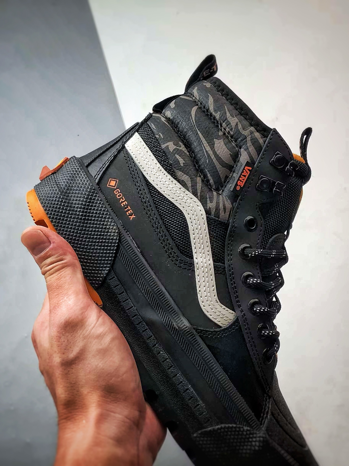 Vans SK8 Gore-Tex Mte-3 黑白橙 万斯官方新品 高帮越野户外靴