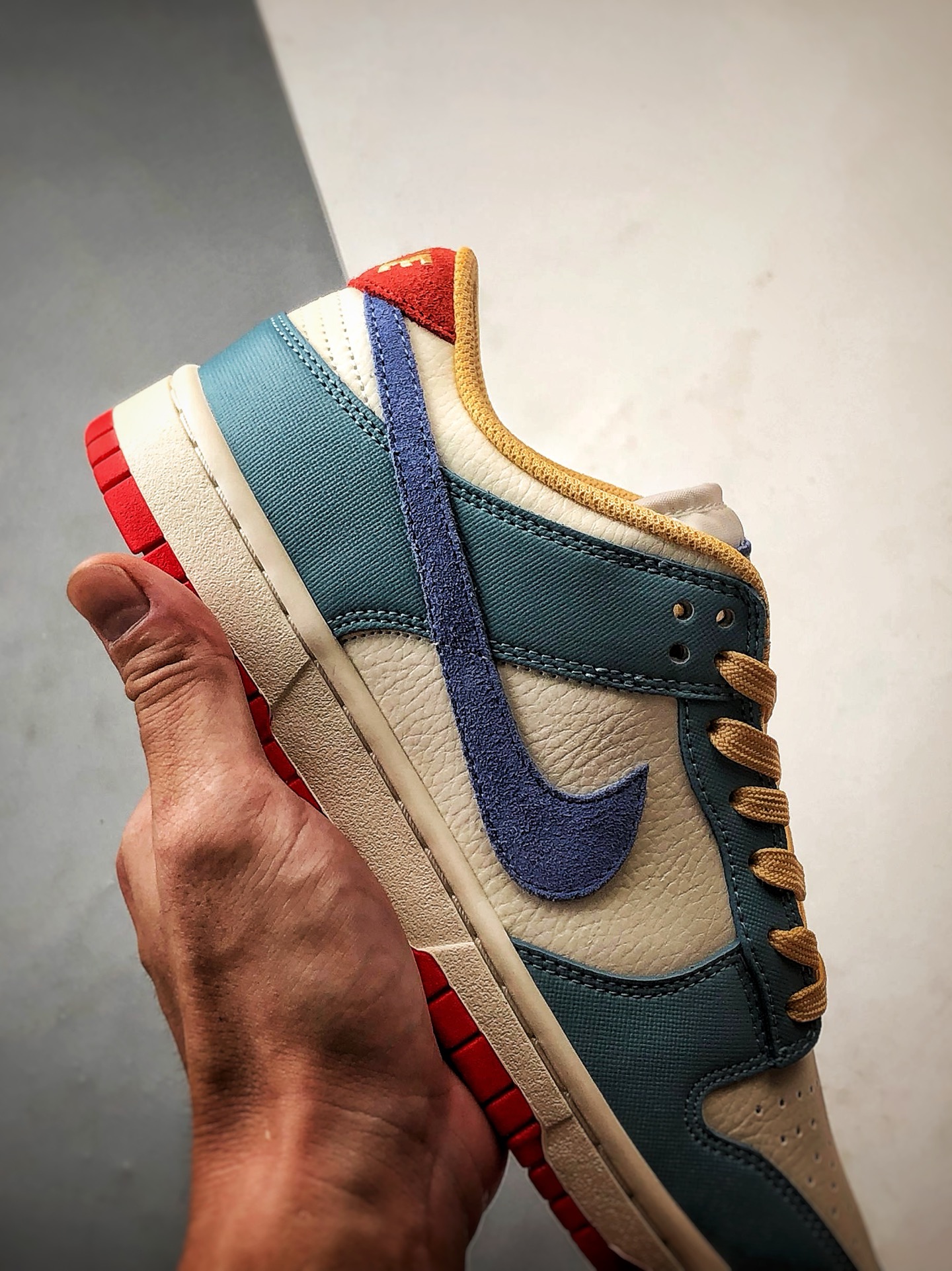性价比触顶 同价区间无对手 NK Dunk Low PRM 米蓝红 低帮复古休闲运动滑板鞋 HJ9112-110