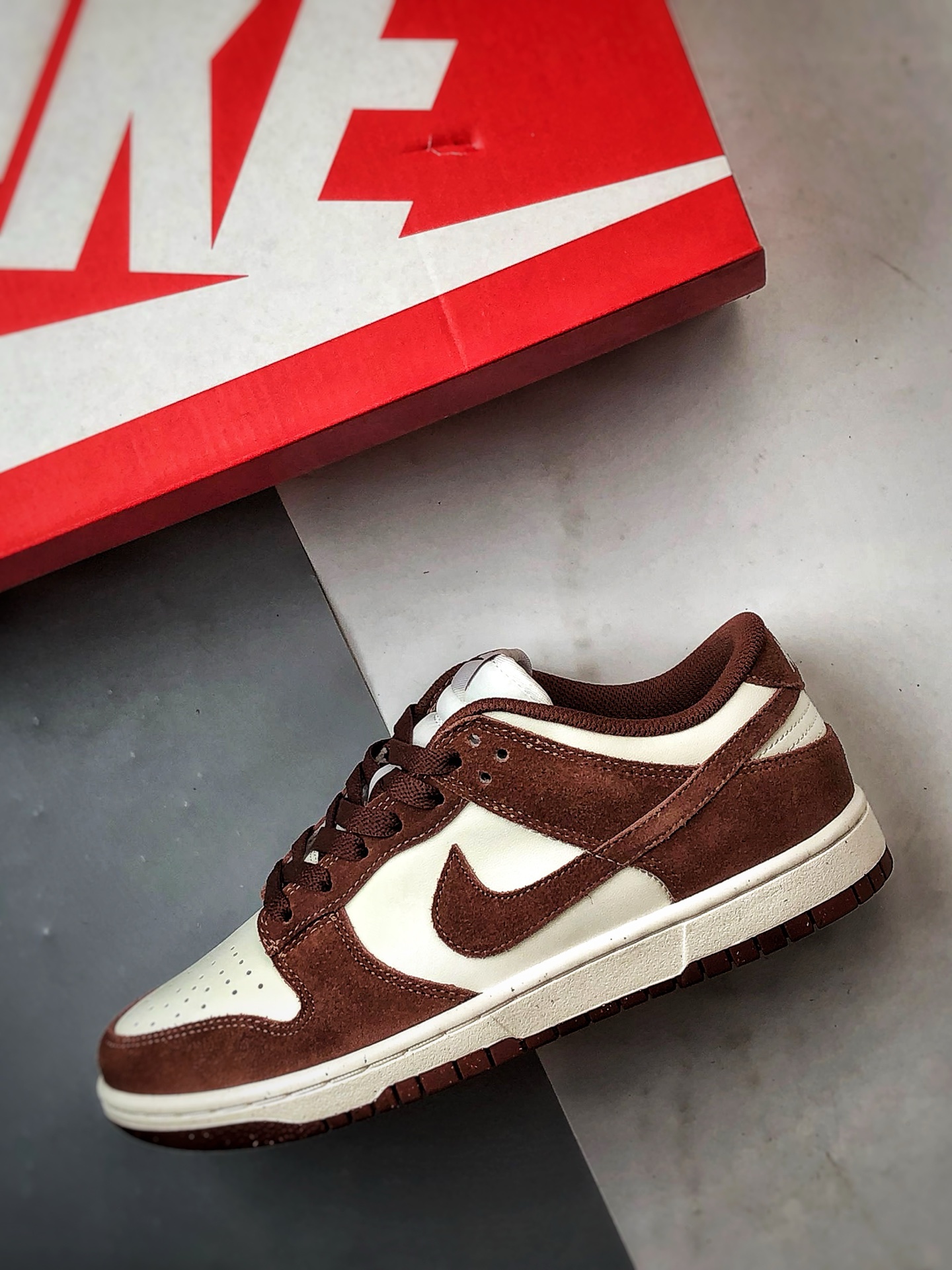 性价比触顶 同价区间无对手 NK Dunk Low 白褐色 低帮复古休闲运动滑板鞋 HJ7673-001