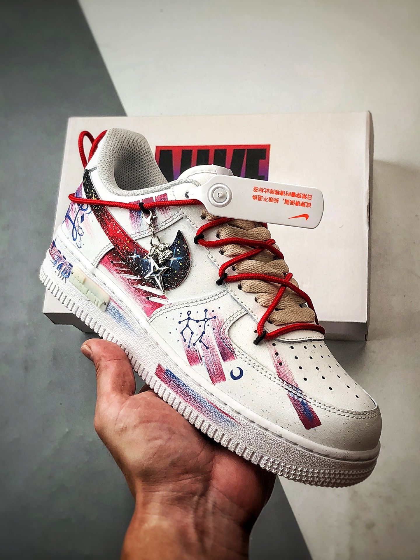 Air Force 1 ’07 Low 双子座解构 十二星座手绘涂鸦系列 空军一号定制板鞋 521-621