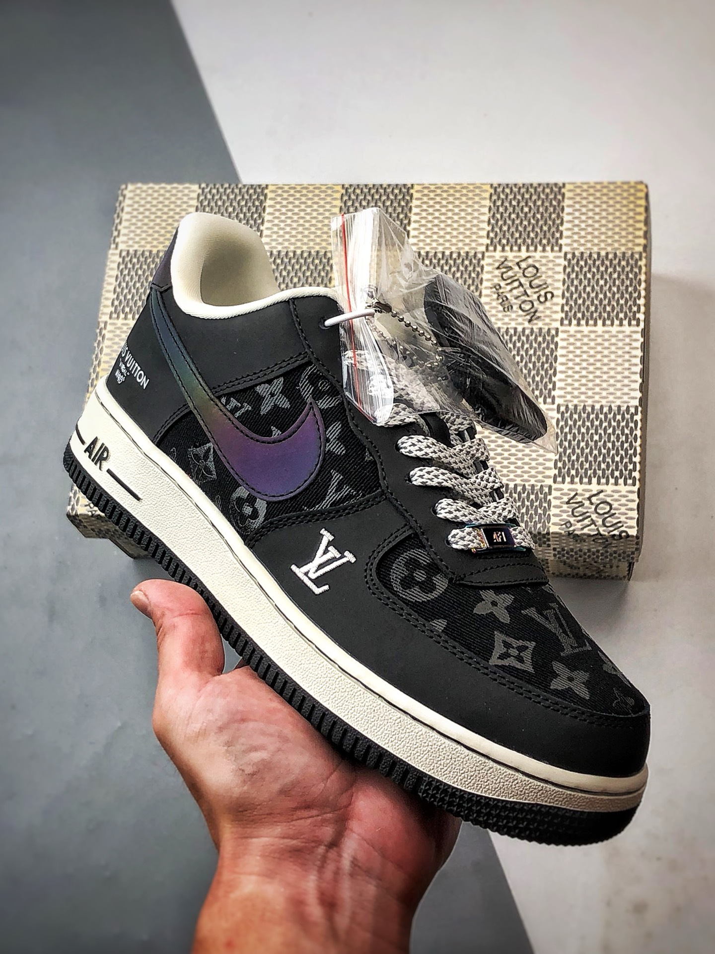 LV x Air Force 1 Low 镭射渐变 SC0601-573
