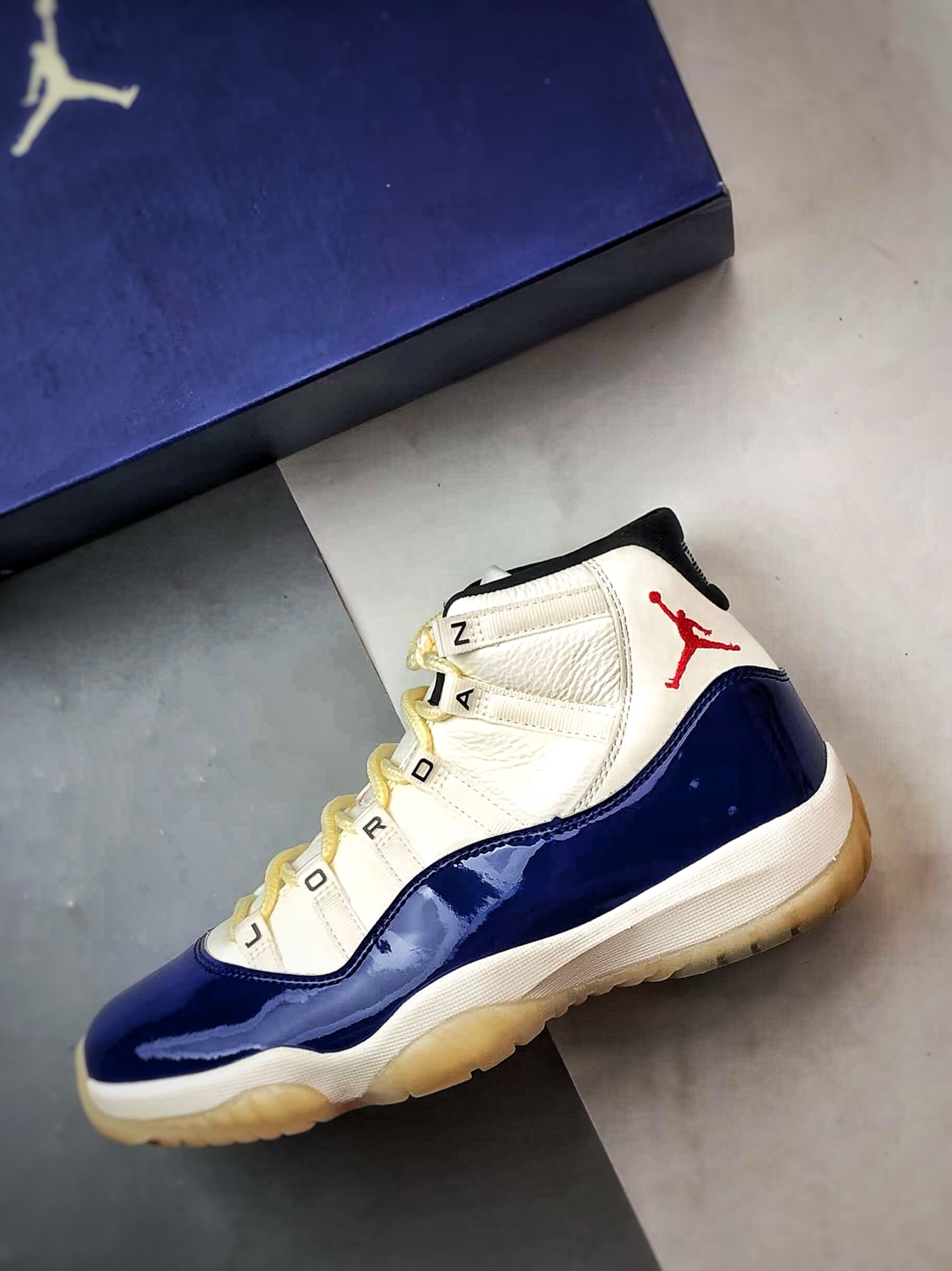 450 Jordan Air Jordan 11”RARE AIR” 做旧蓝色 IH0296-400
