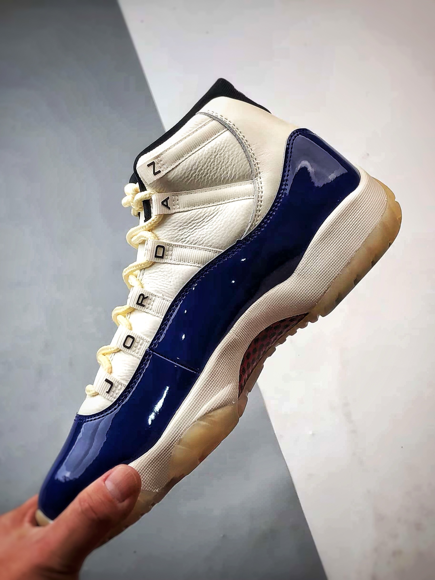 450 Jordan Air Jordan 11”RARE AIR” 做旧蓝色 IH0296-400