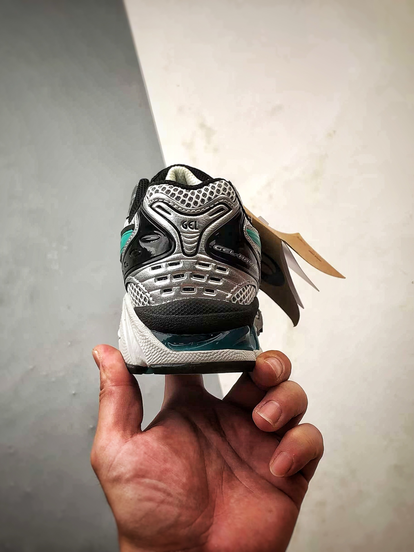 200 Asics Gel-Kayano 14 银绿色 亚瑟士14代 纳米纤维气垫百搭休闲运动慢跑鞋 1203A740-100-Chinese UA Cheap High Quatity Brand Clothes Bags handbags Sneakers wholesale wholesaler seller from China Factory suppliers Fashion Clothing Shoes best Quality Beautiful Price 200 Asics Gel-Kayano 14 银绿色 亚瑟士14代 纳米纤维气垫百搭休闲运动慢跑鞋 1203A740-100