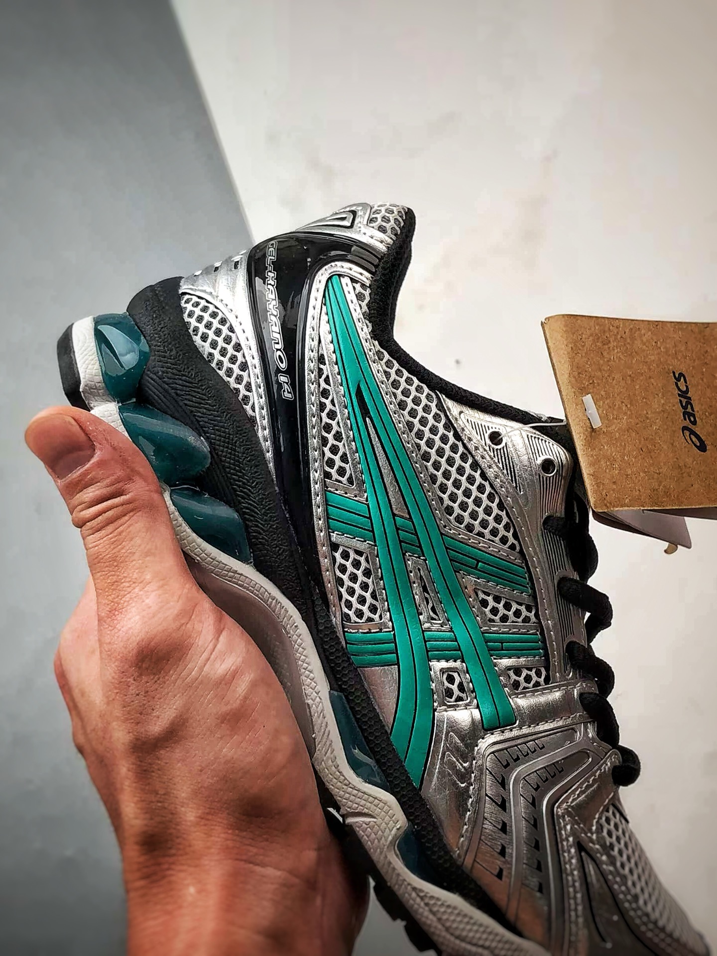 200 Asics Gel-Kayano 14 银绿色 亚瑟士14代 纳米纤维气垫百搭休闲运动慢跑鞋 1203A740-100-Chinese UA Cheap High Quatity Brand Clothes Bags handbags Sneakers wholesale wholesaler seller from China Factory suppliers Fashion Clothing Shoes best Quality Beautiful Price 200 Asics Gel-Kayano 14 银绿色 亚瑟士14代 纳米纤维气垫百搭休闲运动慢跑鞋 1203A740-100