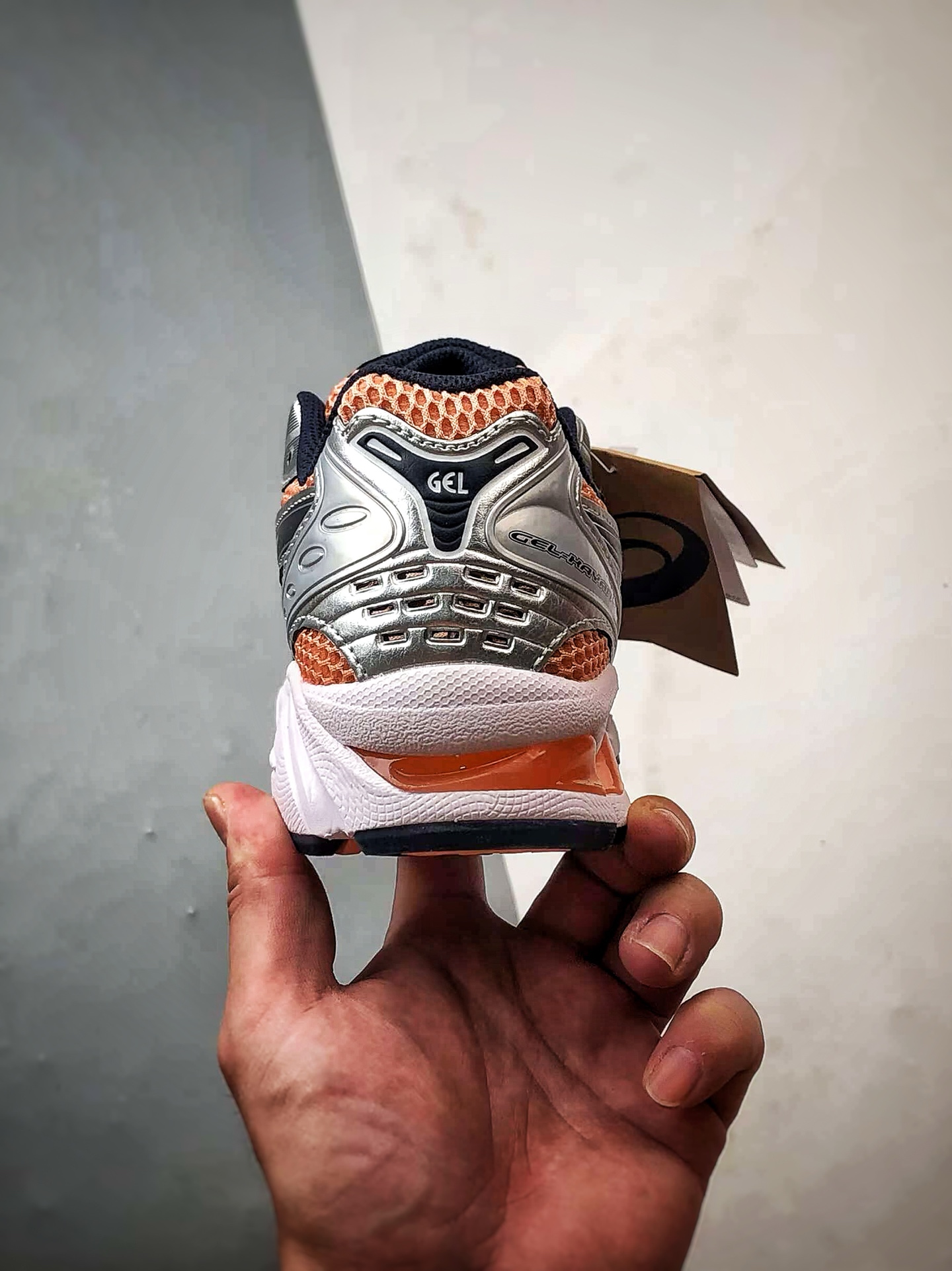 200 Asics Gel-Kayano 14 银橙色 亚瑟士14代 纳米纤维气垫百搭休闲运动慢跑鞋 1203A537-201