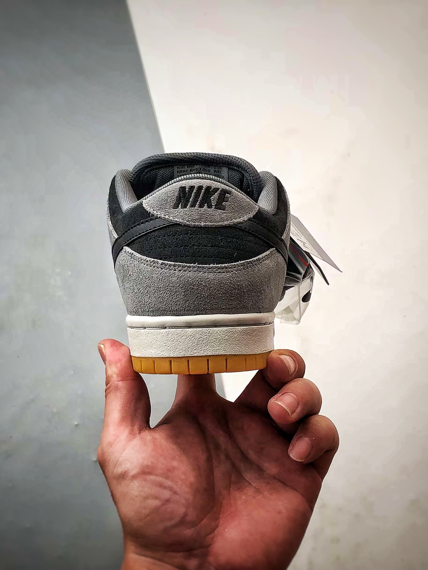 230 性价比触顶 同价区间无对手 NK Dunk SB Low ”Dark Smoke Grey” 黑灰色 低帮复古休闲运动滑板鞋 IHF3063-001