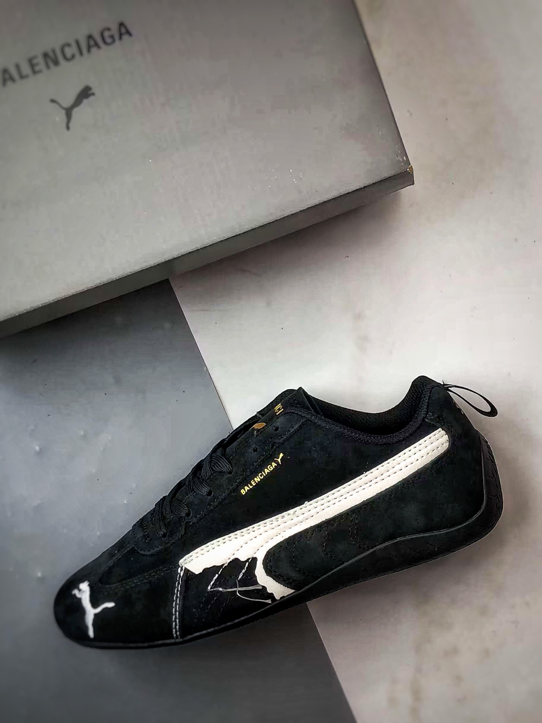 180 Blcg x Puma Speedcet 黑白 巴黎联名彪马低帮复古运动休闲赛车跑鞋 406519-02