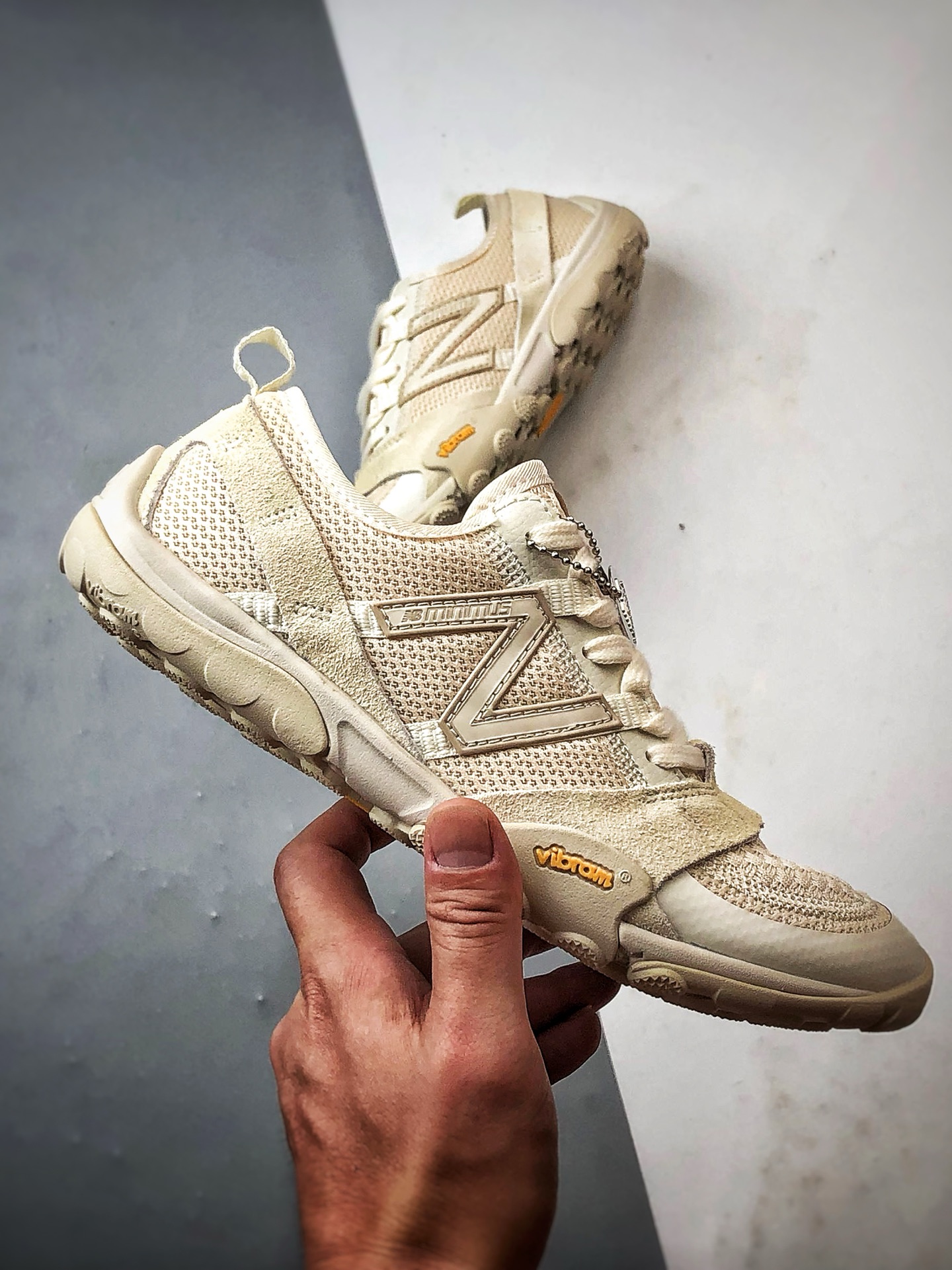 200 New Balance MT10 米色 薄底赤足极简越野运动跑步鞋 MT10OAA