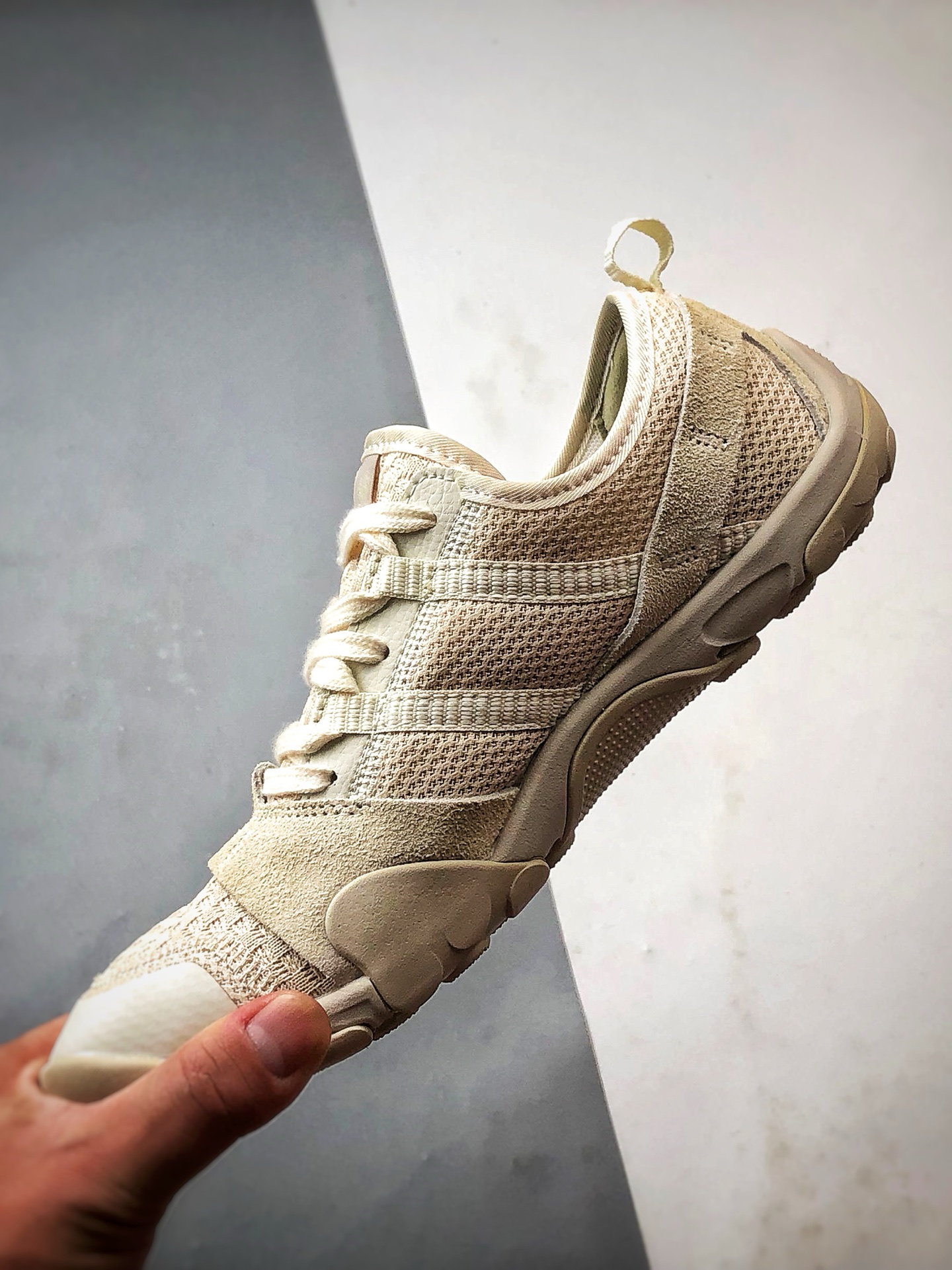 200 New Balance MT10 米色 薄底赤足极简越野运动跑步鞋 MT10OAA