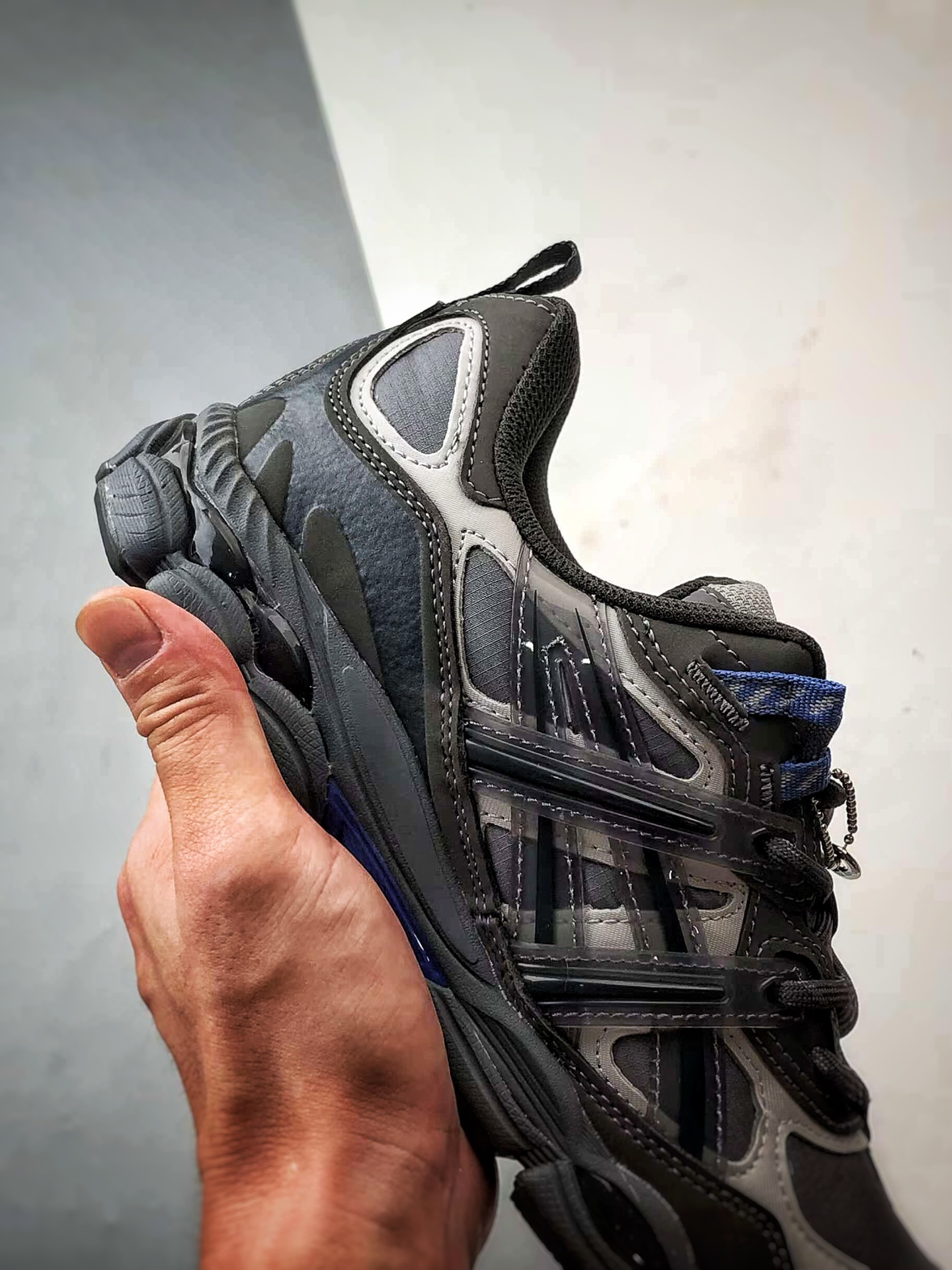 220 Asics Gel-N 复古单品 黑灰蓝 亚瑟士新款厚底街头运动休闲鞋 1203A558-021-Chinese UA Cheap High Quatity Brand Clothes Bags handbags Sneakers wholesale wholesaler seller from China Factory suppliers Fashion Clothing Shoes best Quality Beautiful Price 220 Asics Gel-N 复古单品 黑灰蓝 亚瑟士新款厚底街头运动休闲鞋 1203A558-021