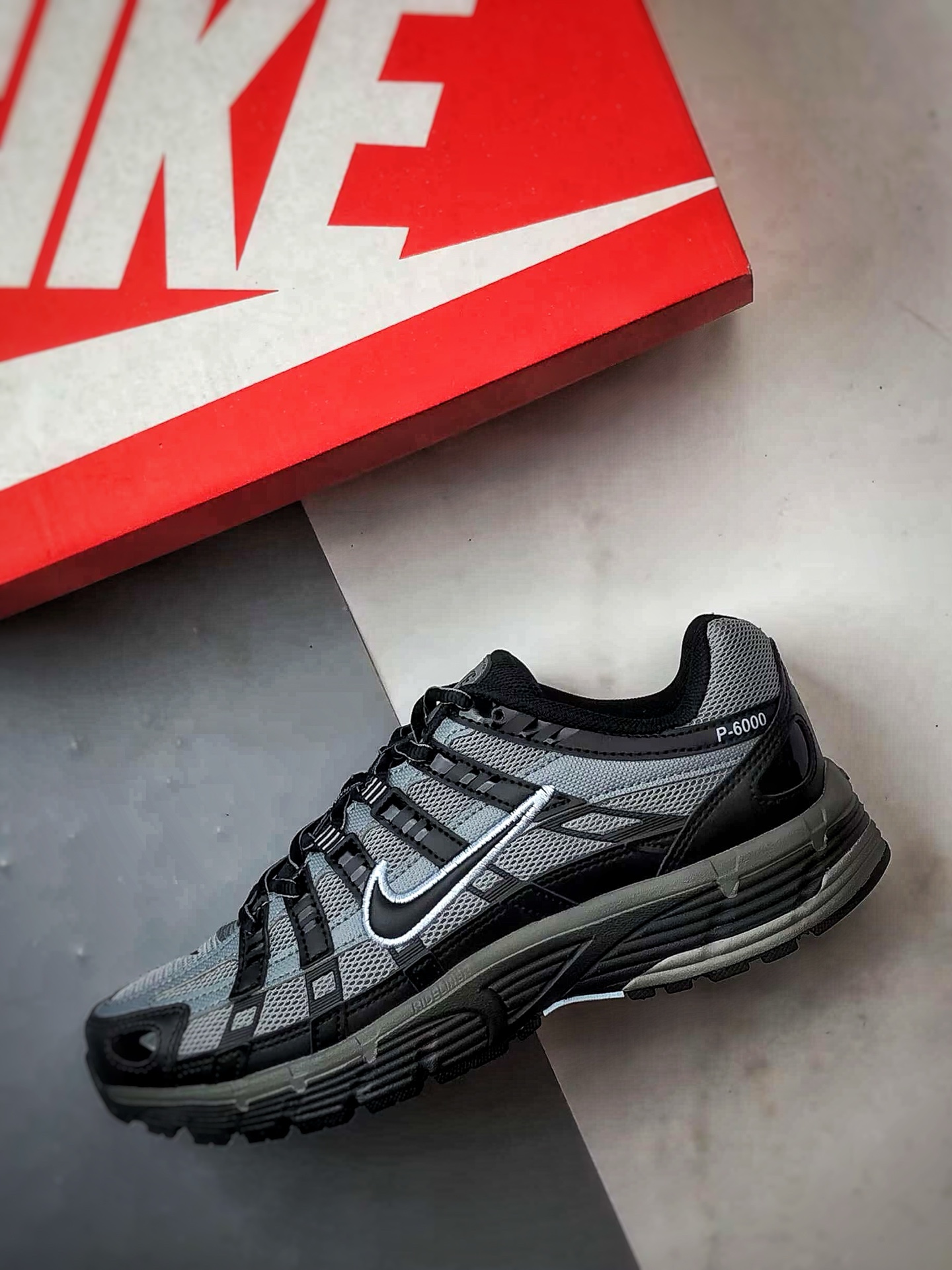210 NK P-6000 追梦太空 黑灰 原装订单 外围平台专供 复古科技个性老爹鞋P-6000 IF6199-003
