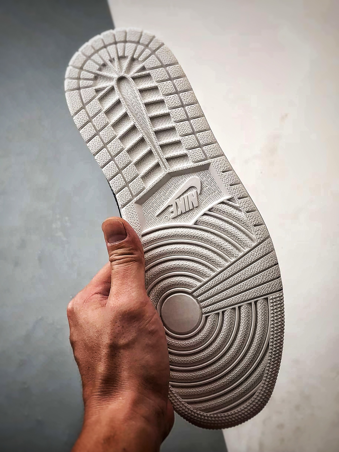 290 Air Jordan 1 Low ”高端定制” 纪梵希白黑反光倒钩 DZ5899-005-Chinese UA Cheap High Quatity Brand Clothes Bags handbags Sneakers wholesale wholesaler seller from China Factory suppliers Fashion Clothing Shoes best Quality Beautiful Price 290 Air Jordan 1 Low ”高端定制” 纪梵希白黑反光倒钩 DZ5899-005